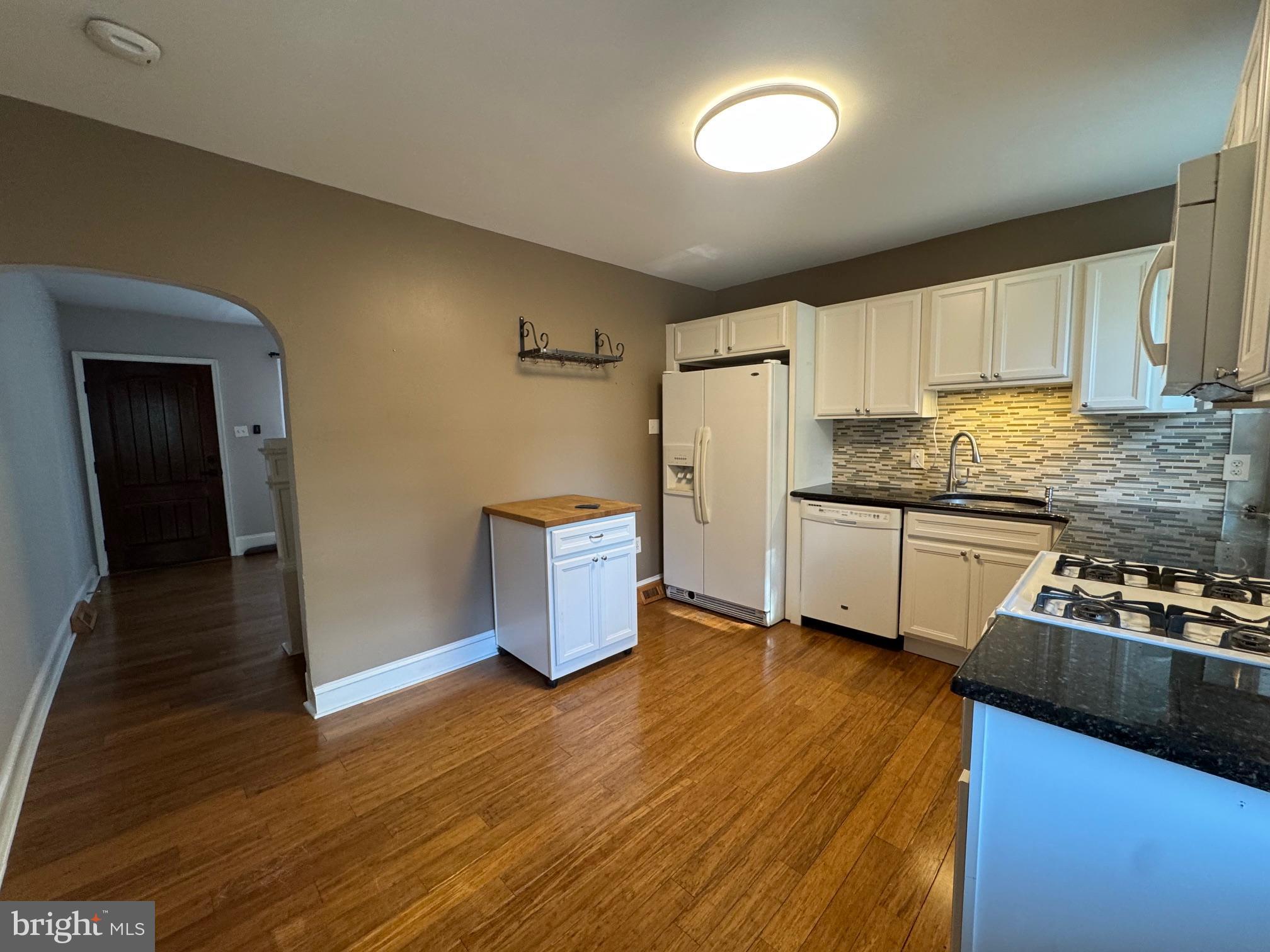 CONSHOHOCKEN - Residential Lease