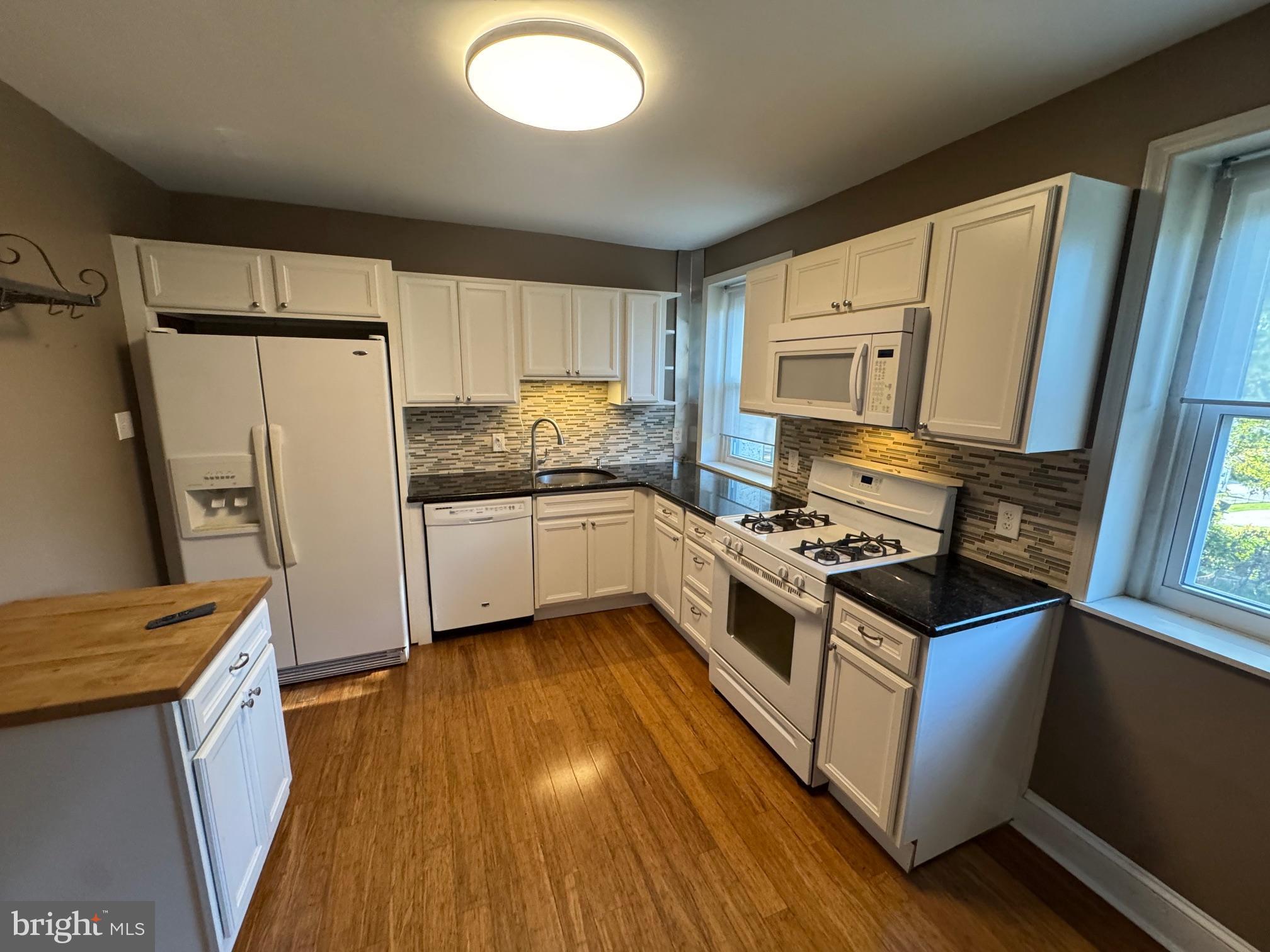 CONSHOHOCKEN - Residential Lease