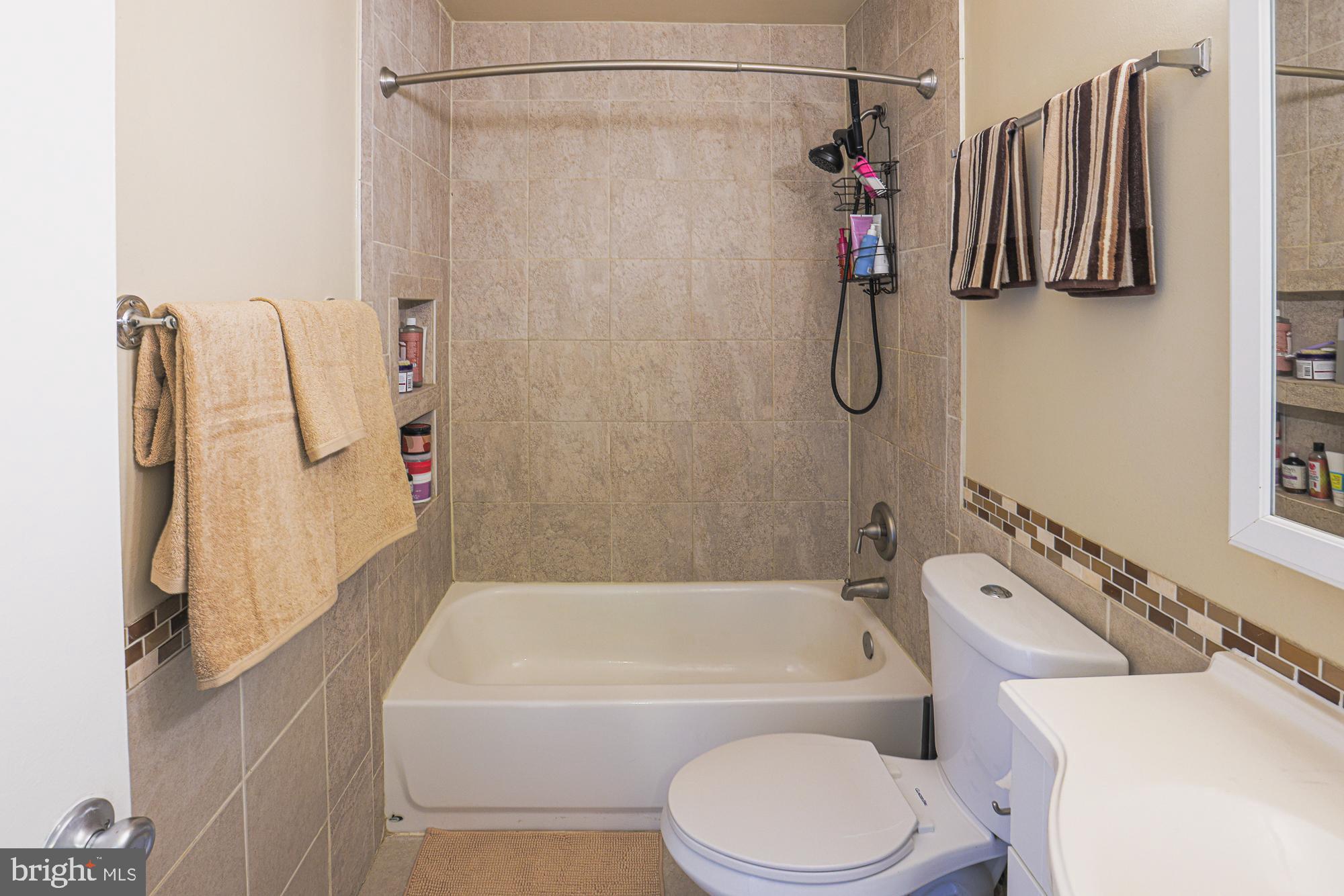 GARRISON RIDGE - Residential