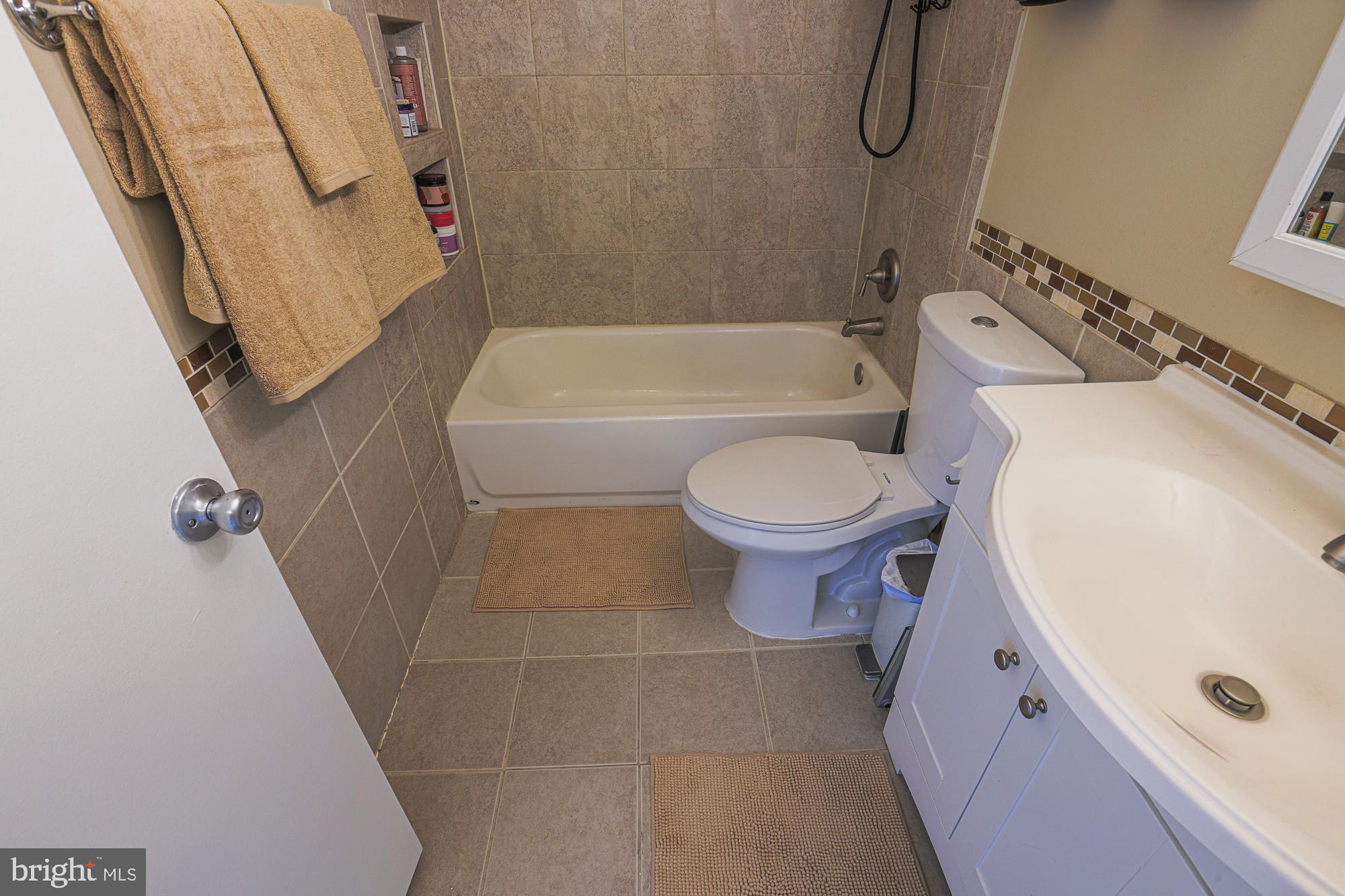 GARRISON RIDGE - Residential