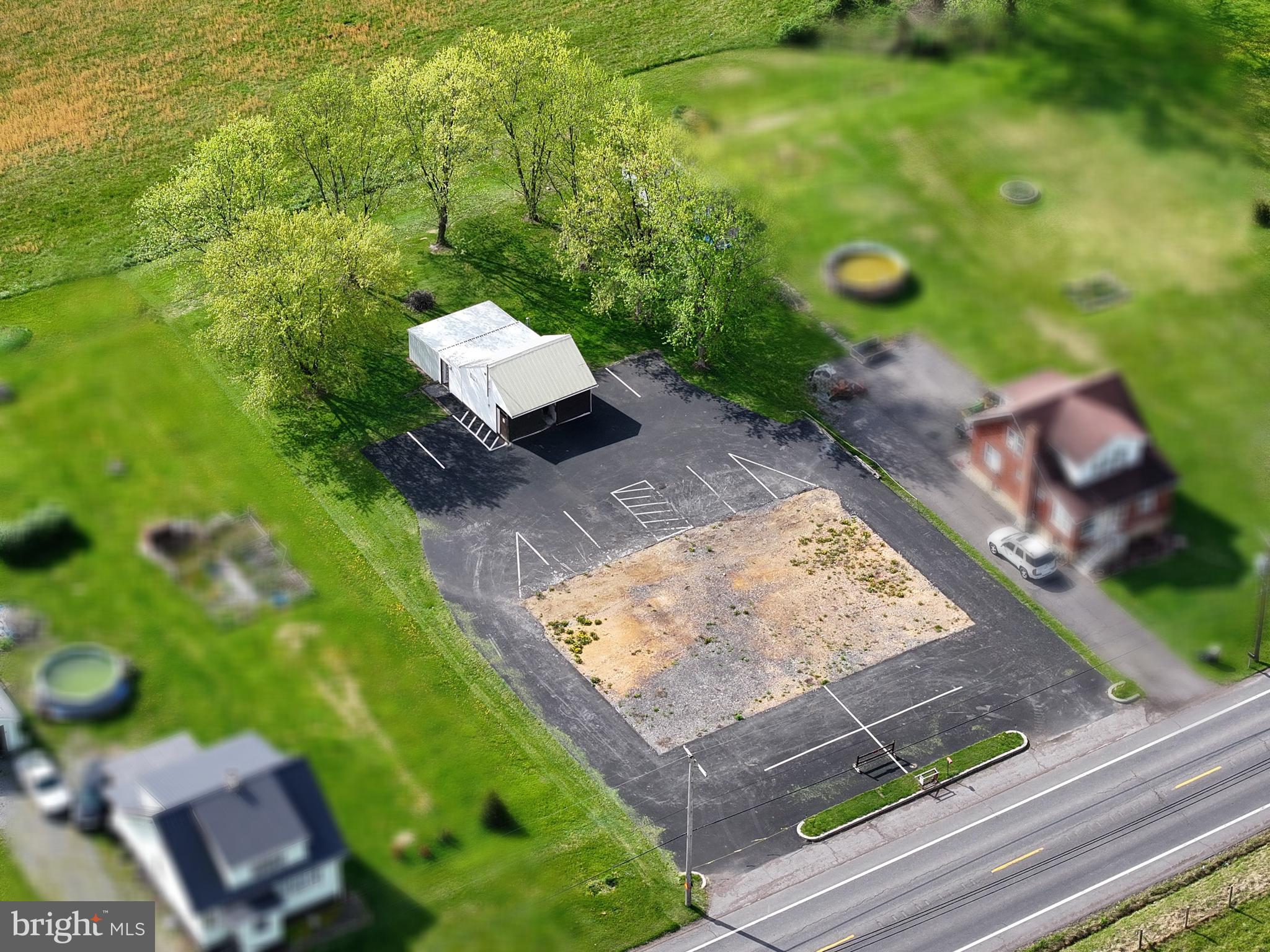 18318 MCMULLEN HIGHWAY SW