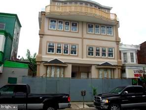 WEST PHILADELPHIA - Residential Income