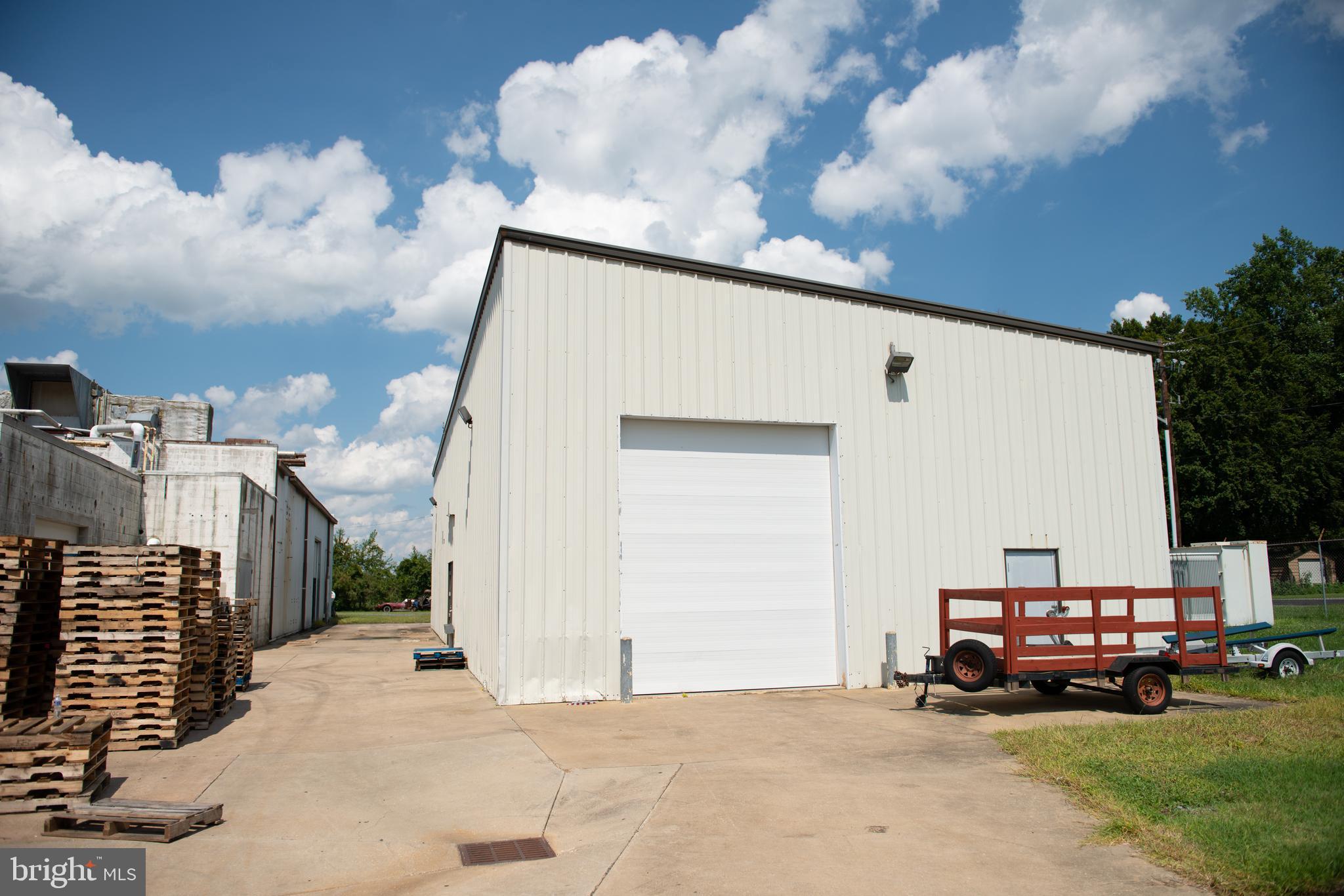 1350 BLOOMINGDALE ROAD