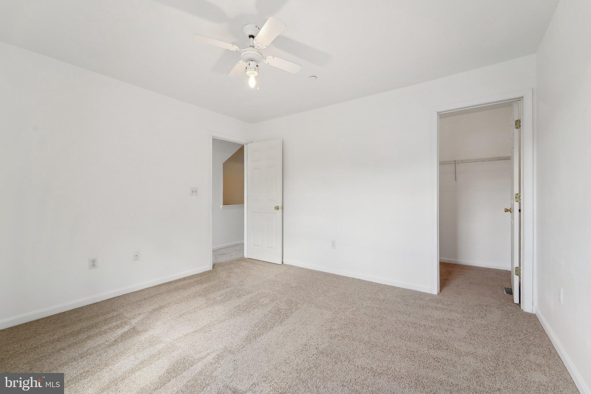 SEVEN OAKS - Residential