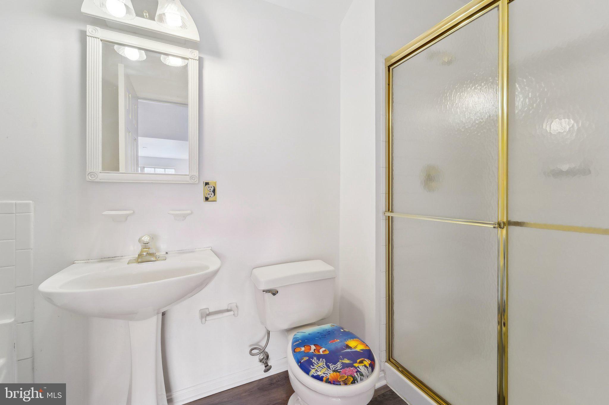 SEVEN OAKS - Residential