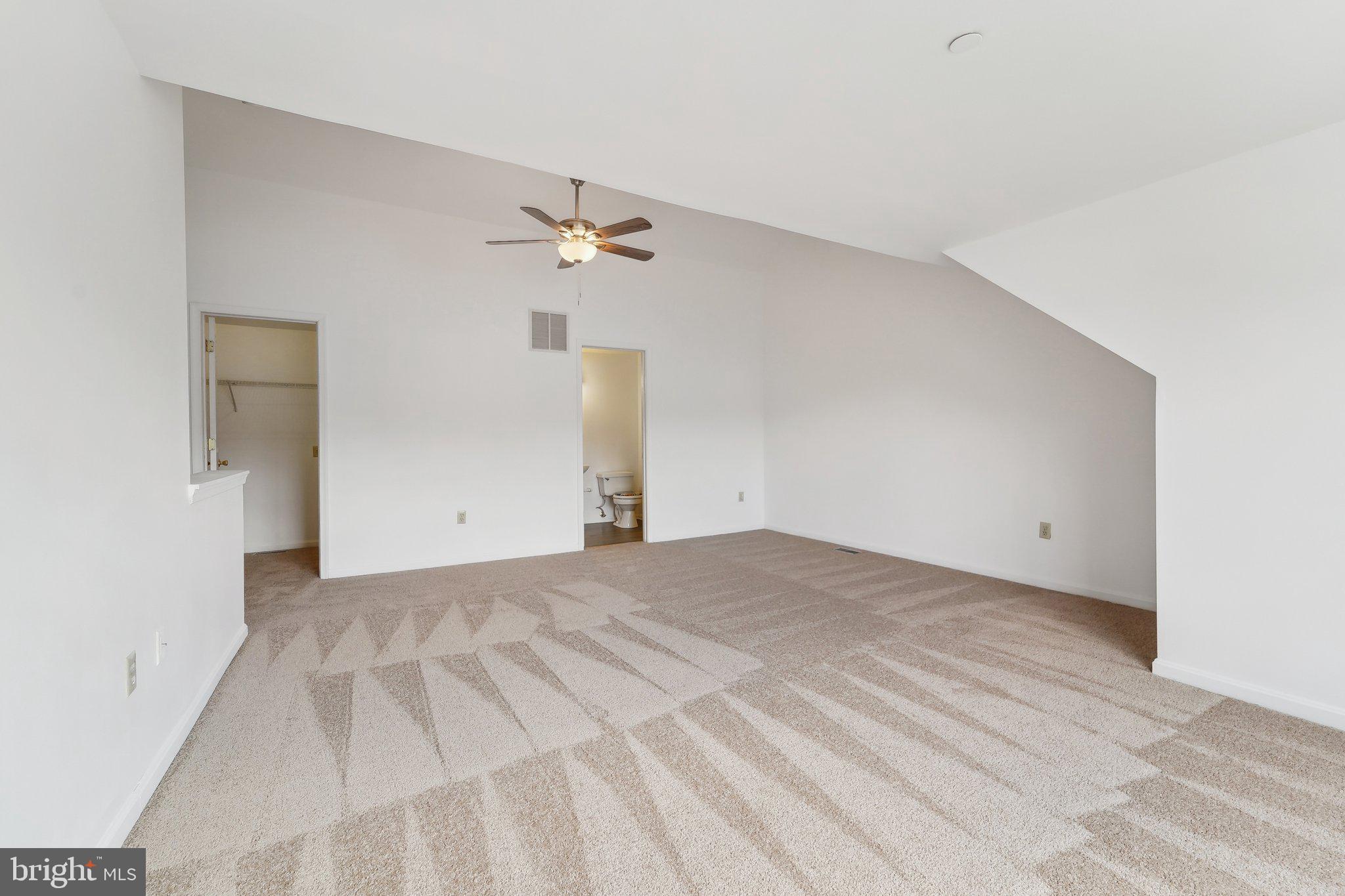 SEVEN OAKS - Residential