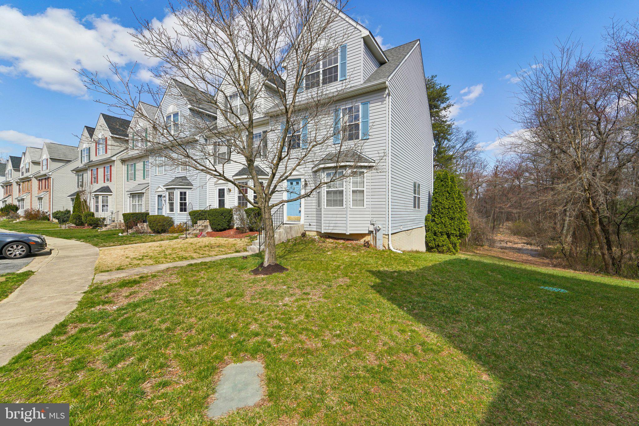 SEVEN OAKS - Residential