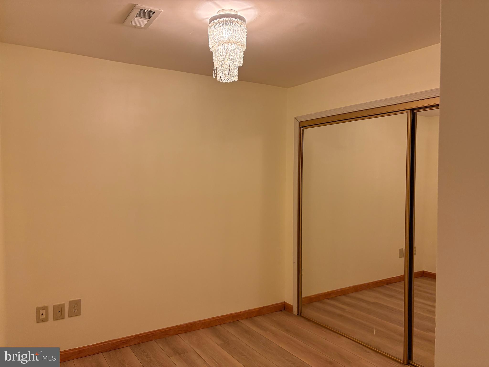 FRANCONIA - Residential