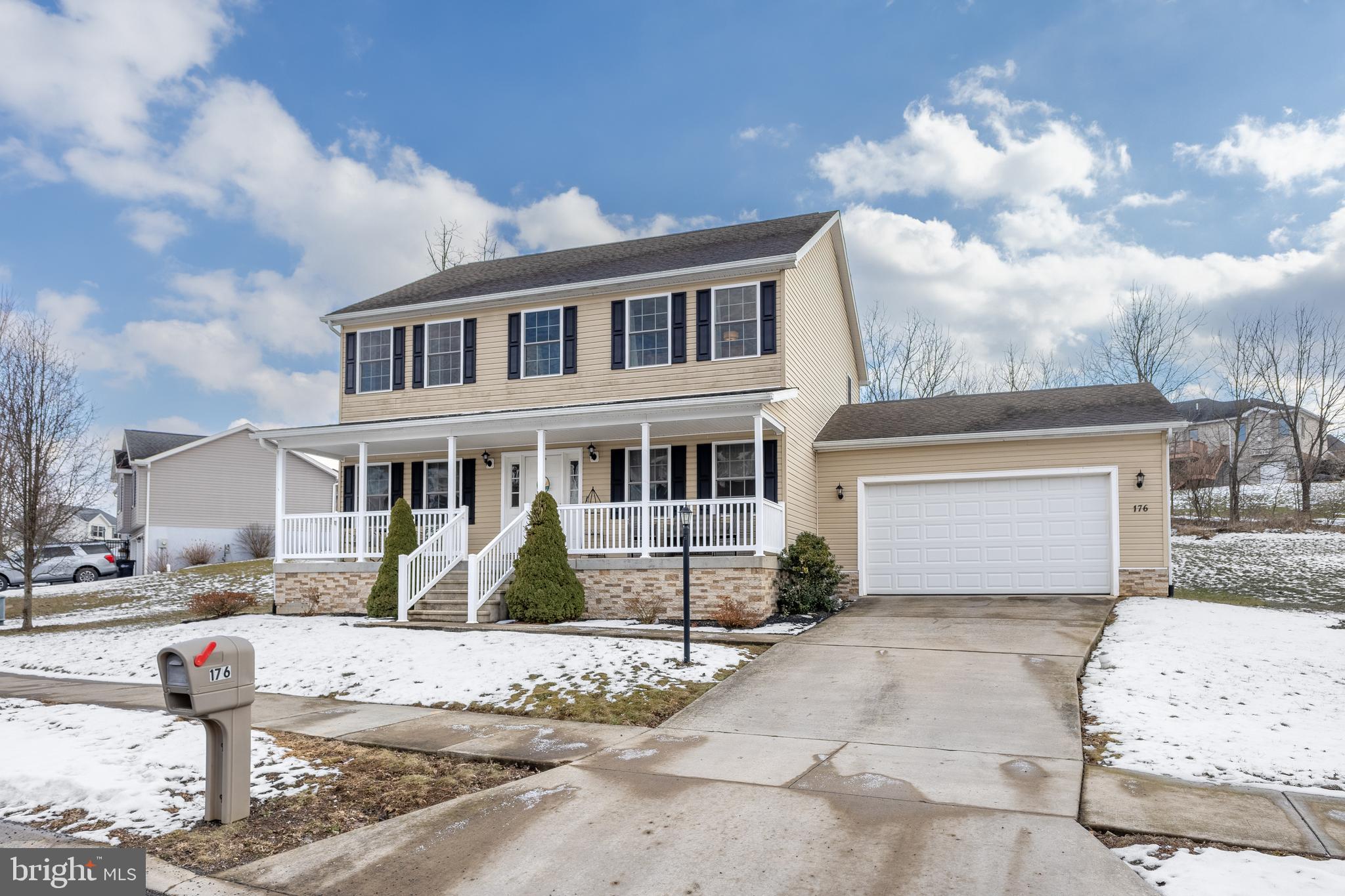 BURNHAM FARM ESTATES - Residential