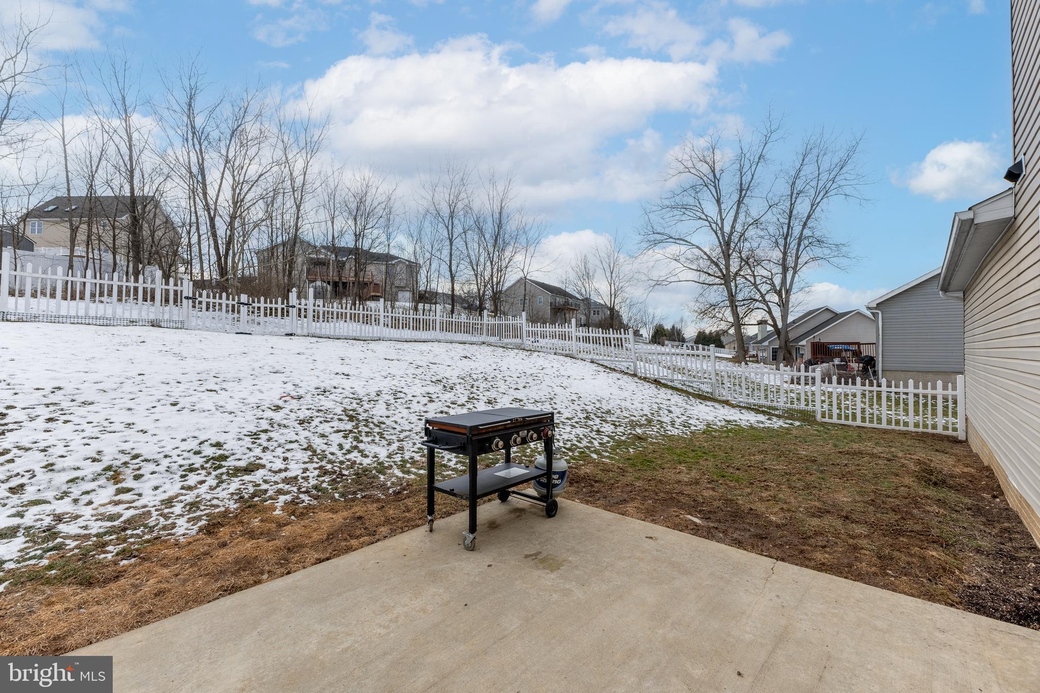 BURNHAM FARM ESTATES - Residential