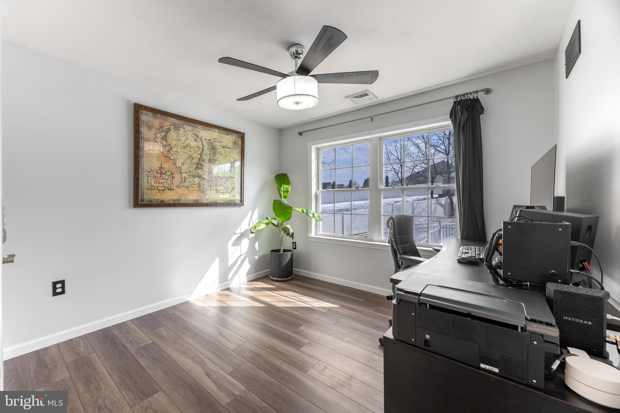 BURNHAM FARM ESTATES - Residential