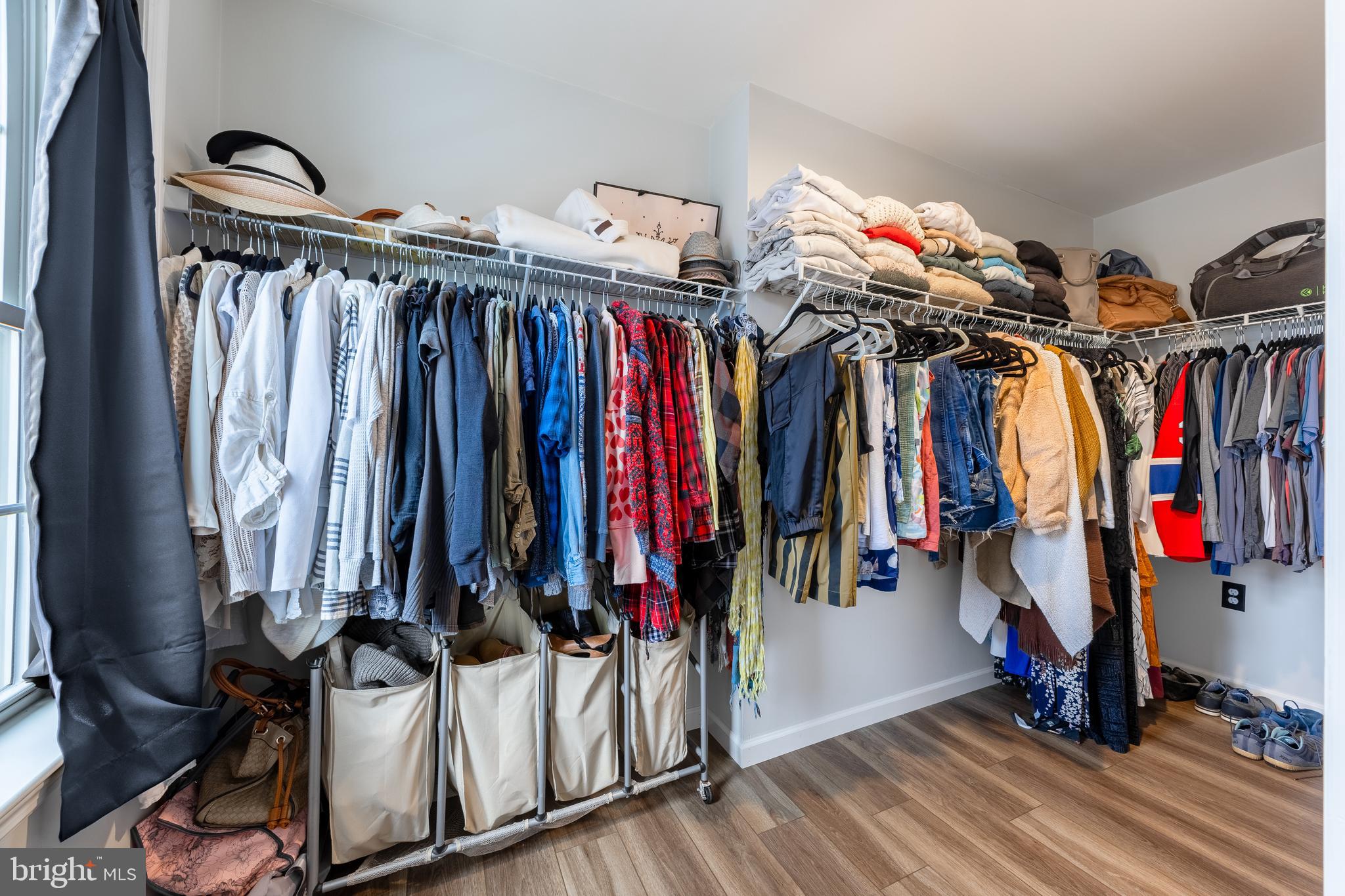 BURNHAM FARM ESTATES - Residential