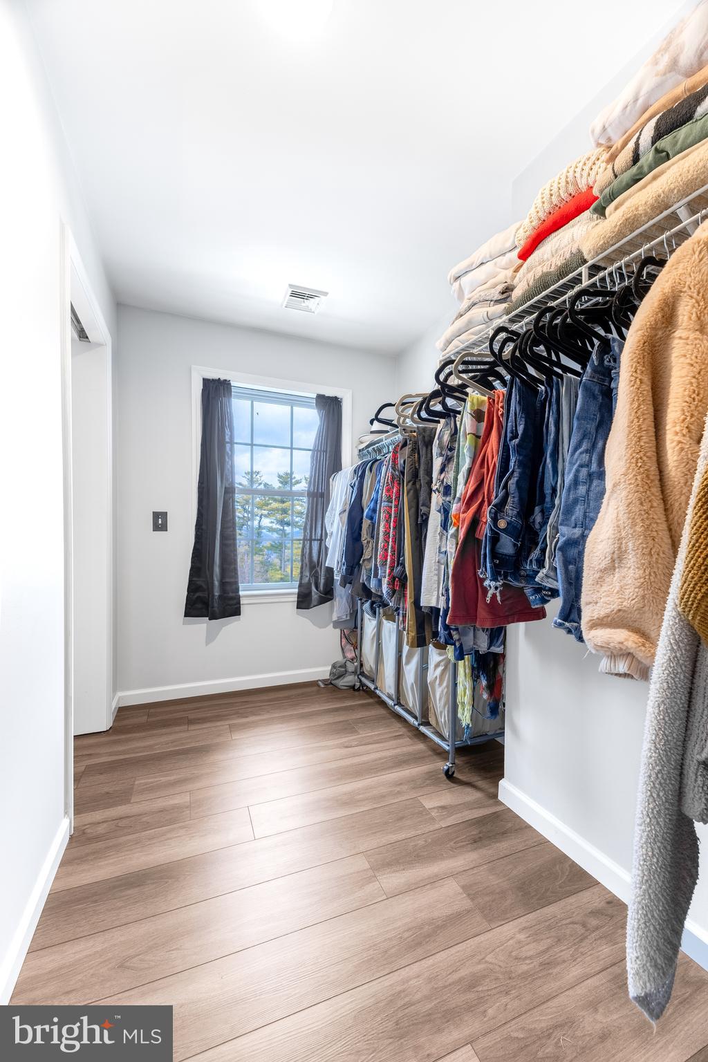 BURNHAM FARM ESTATES - Residential