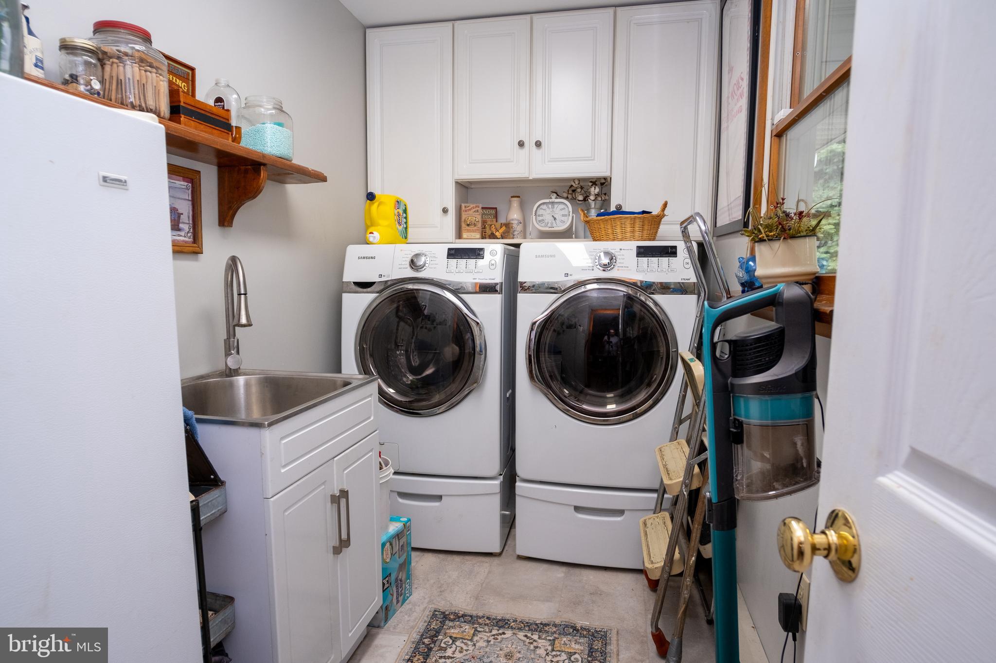 VALLEY VIEW - Residential