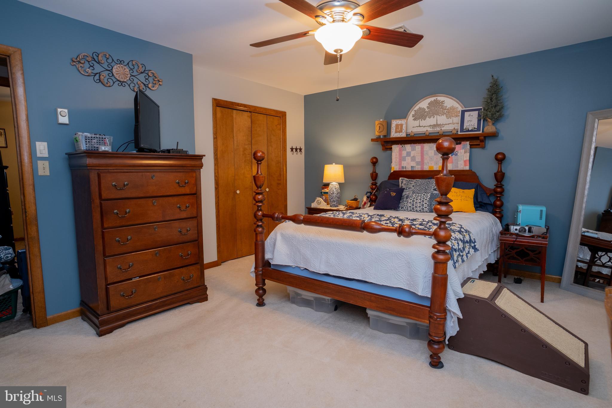 VALLEY VIEW - Residential