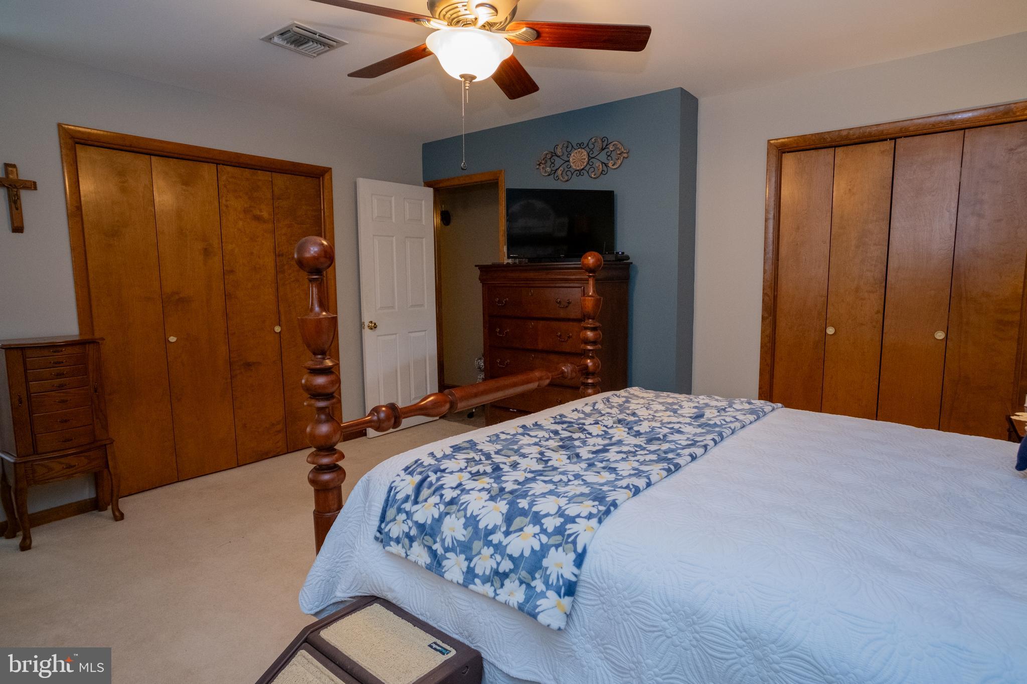 VALLEY VIEW - Residential