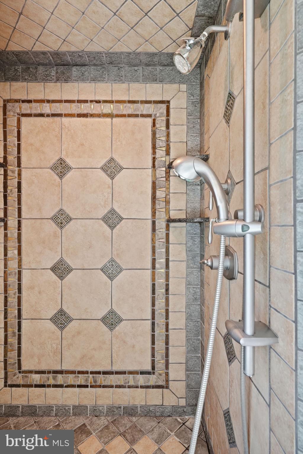 OSBORNE HILL - Residential