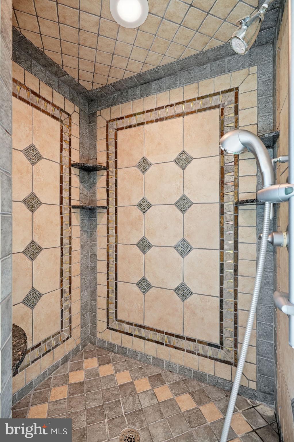 OSBORNE HILL - Residential