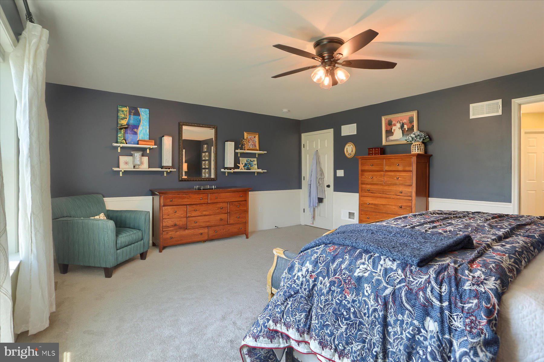 MOUNTAIN VIEW ESTATES - Residential