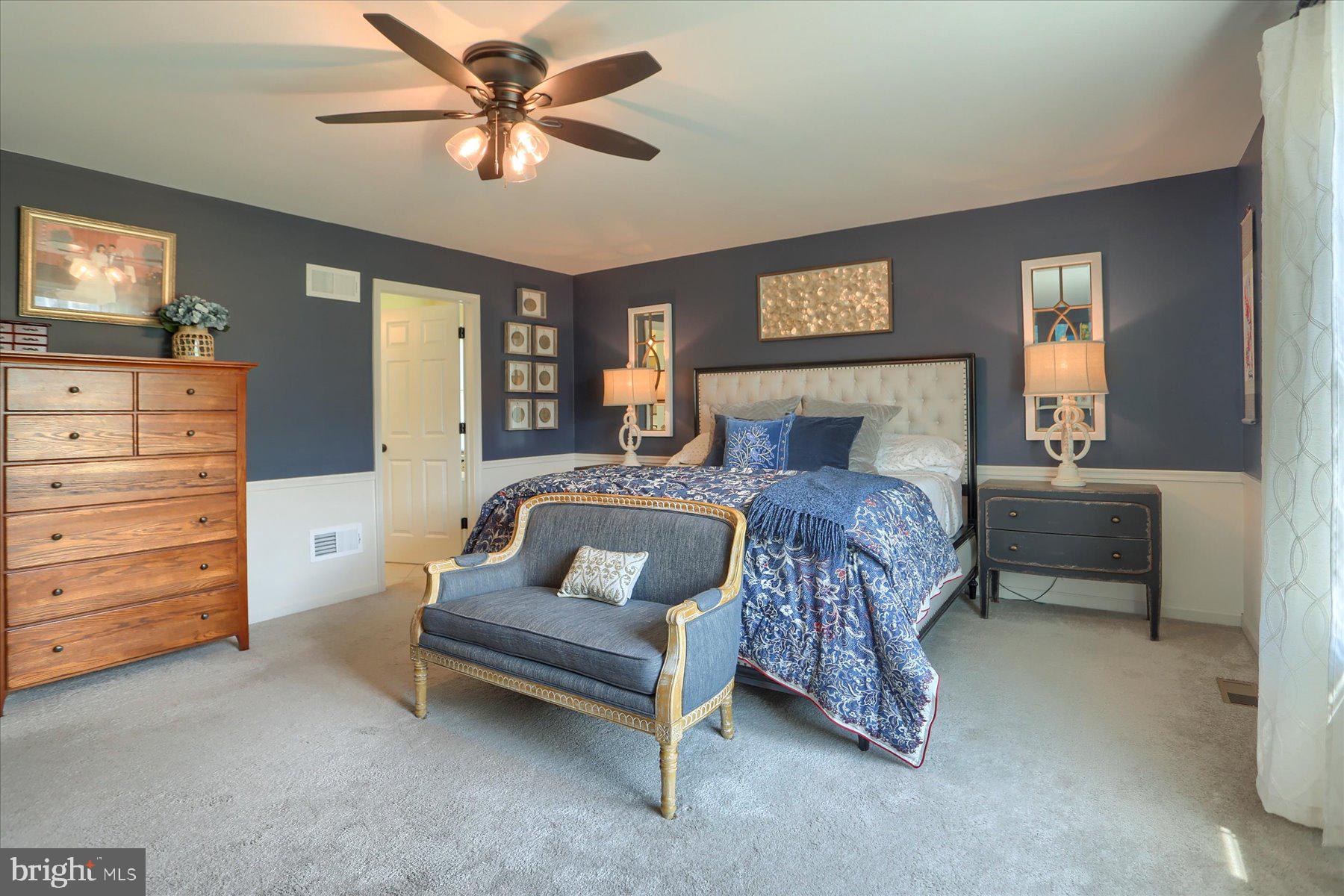 MOUNTAIN VIEW ESTATES - Residential