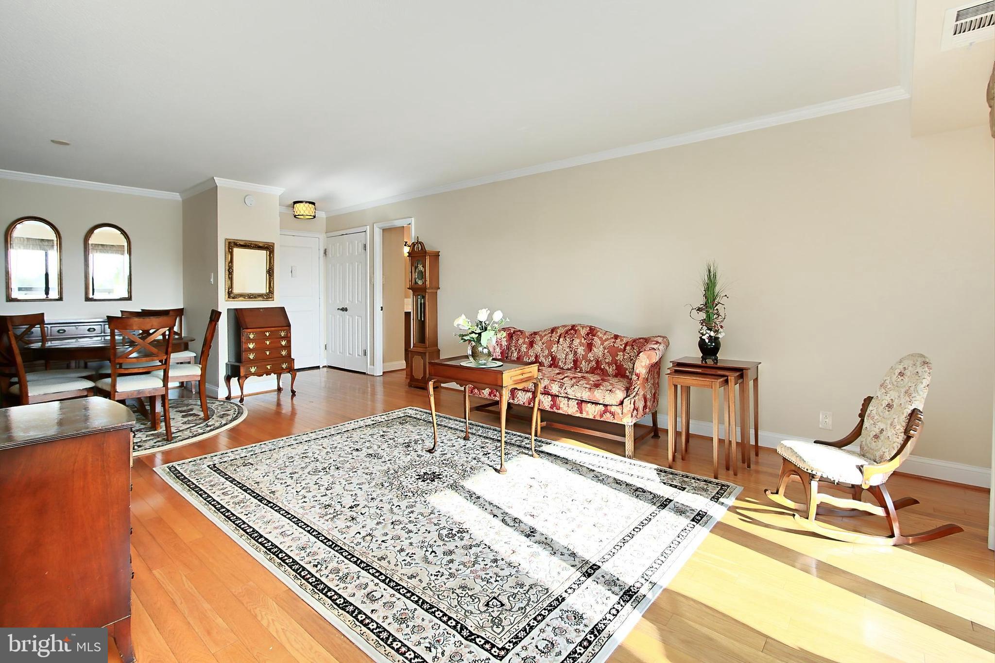 WATERGATE AT LANDMARK - Residential