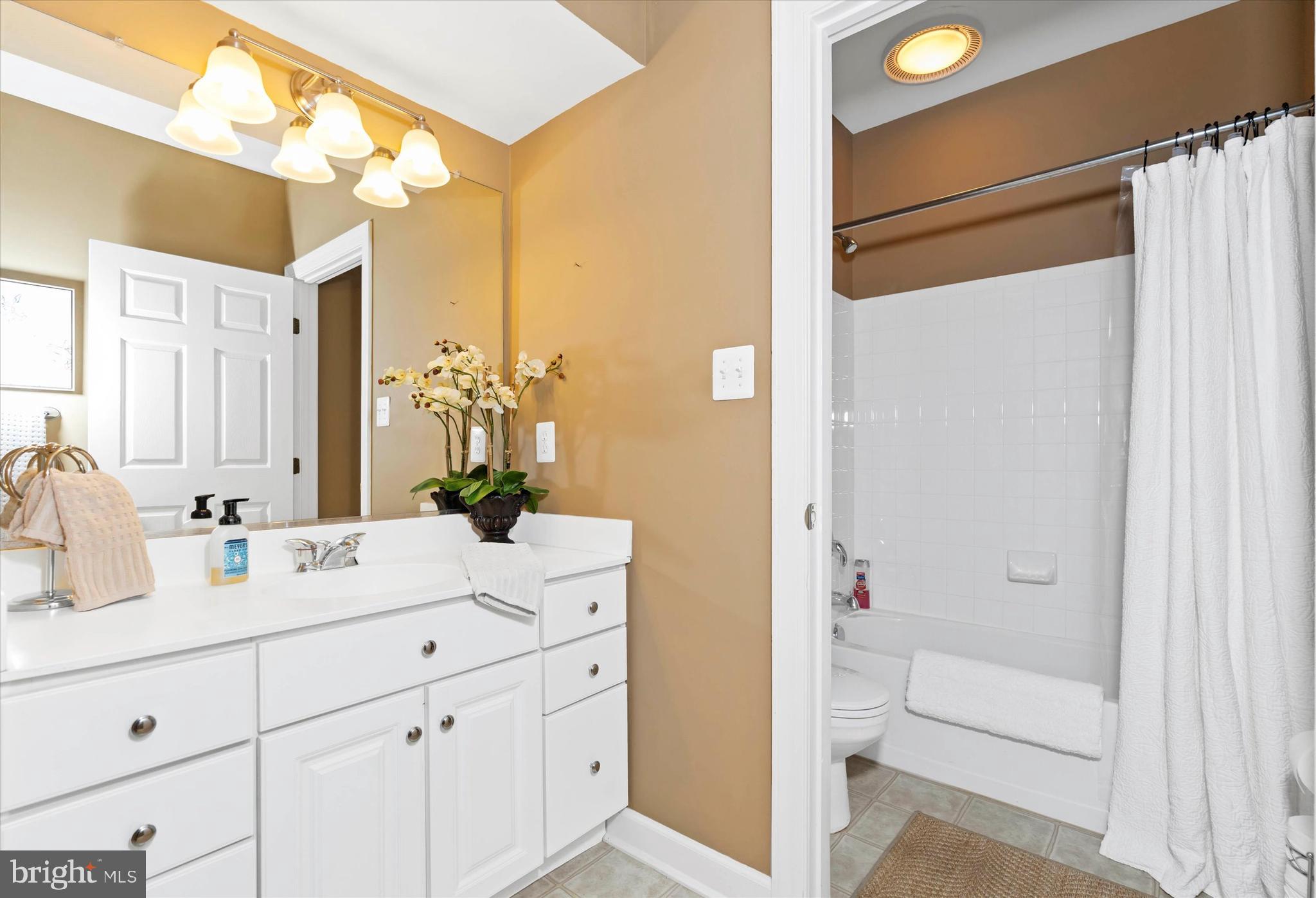 TATTERSALL - Residential