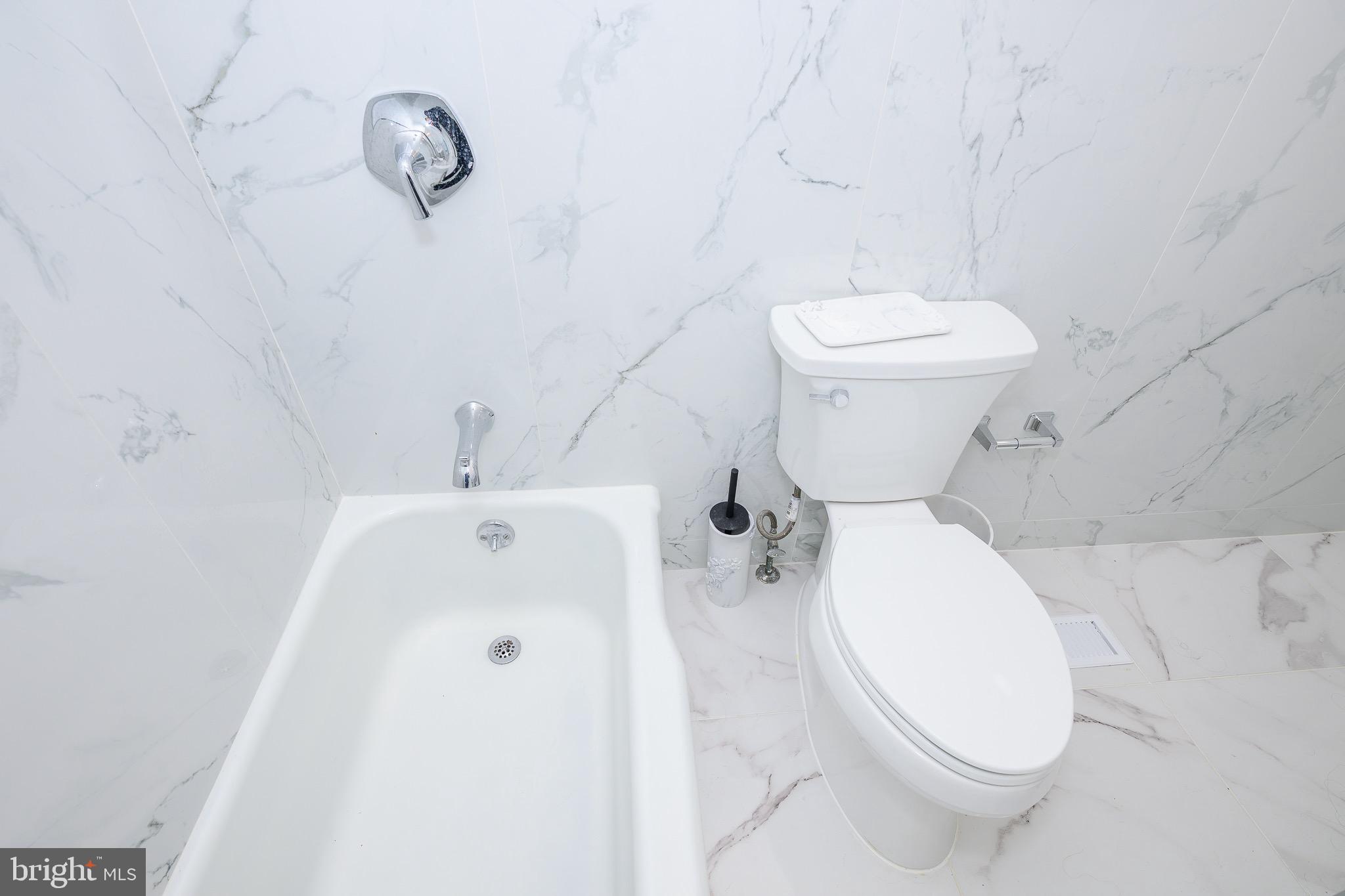 EASTPORT - Residential