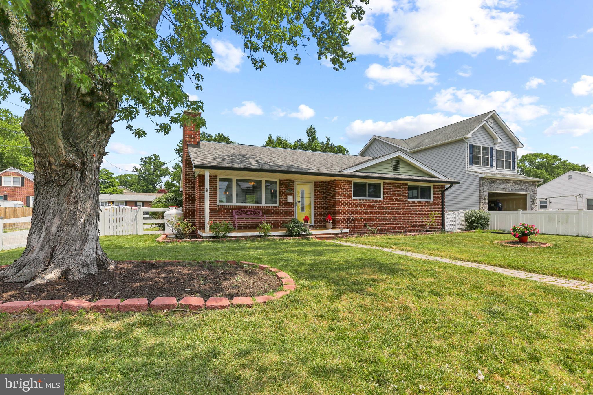 RIVIERA BEACH - Residential