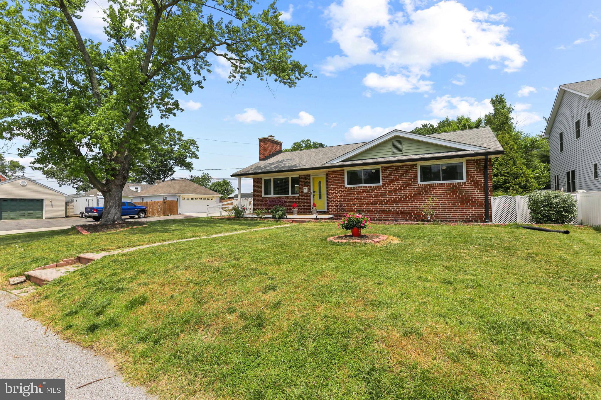 RIVIERA BEACH - Residential