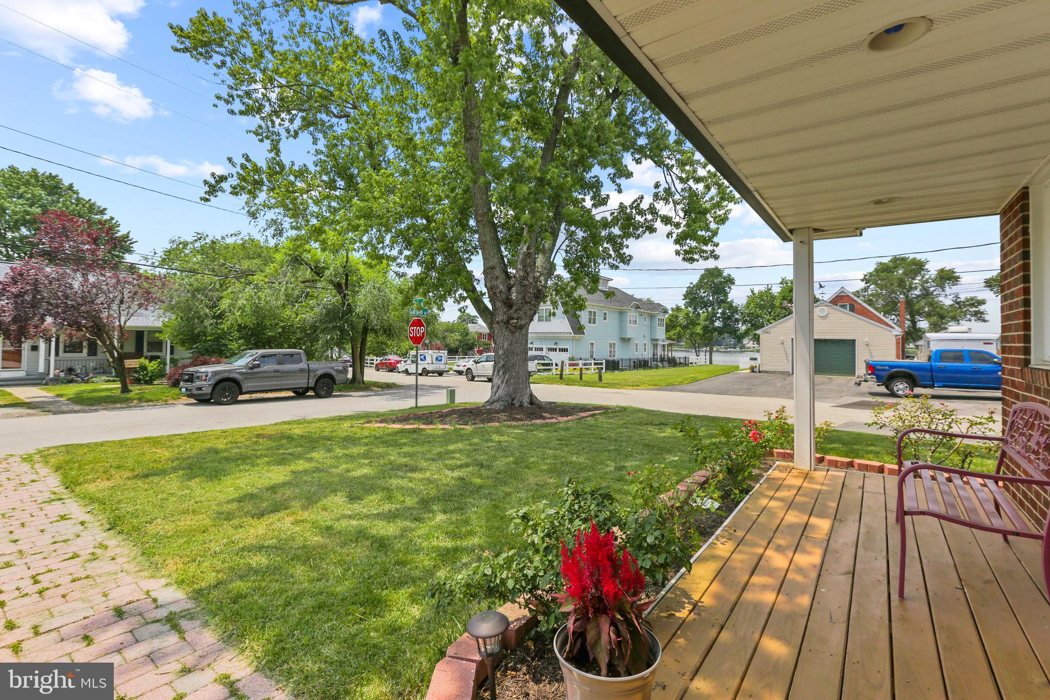 RIVIERA BEACH - Residential