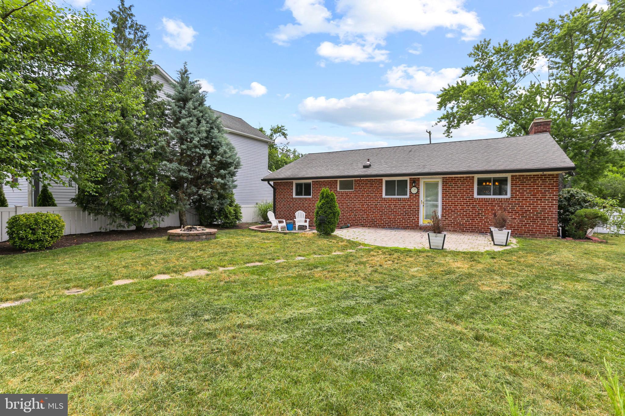 RIVIERA BEACH - Residential