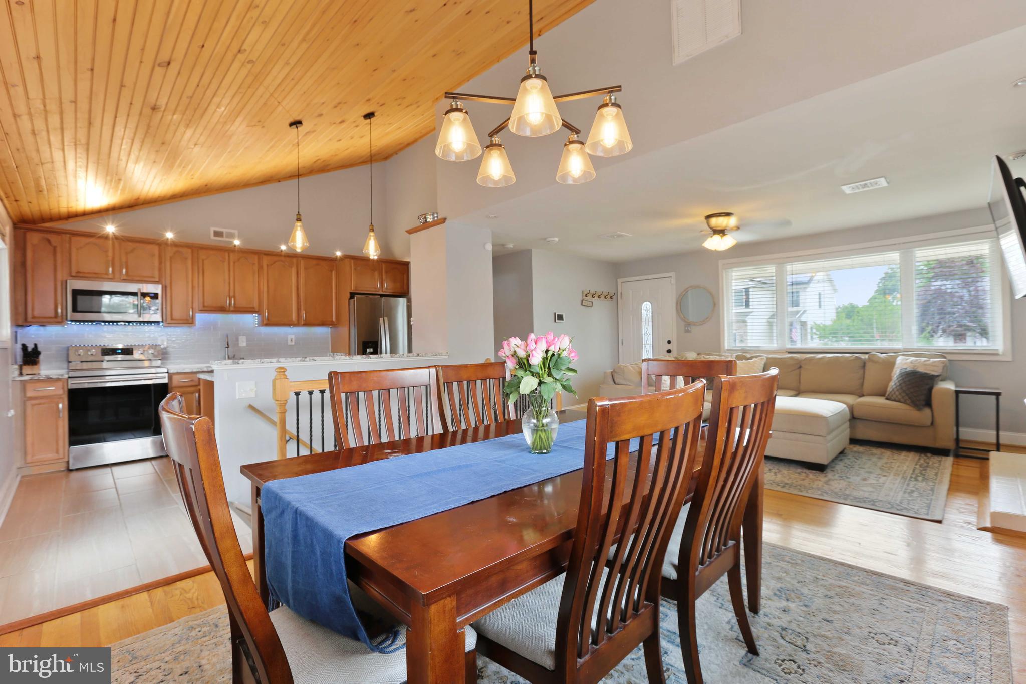 RIVIERA BEACH - Residential