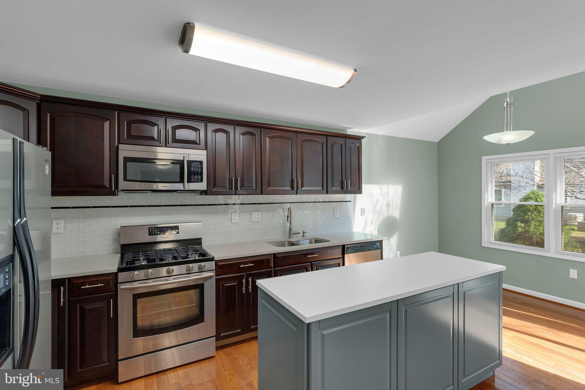 MONTGOMERY GREENE - Residential