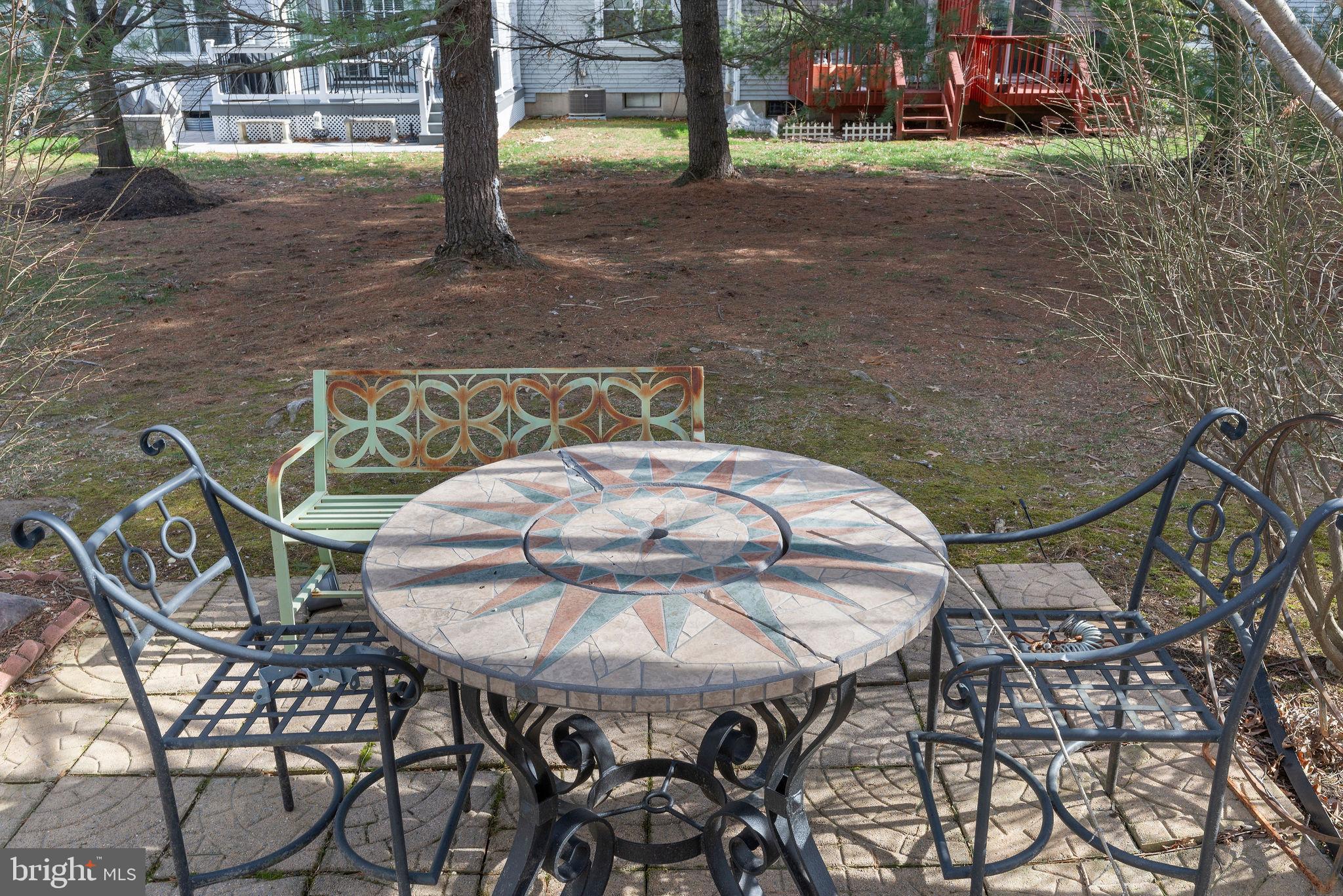 MONTGOMERY GREENE - Residential