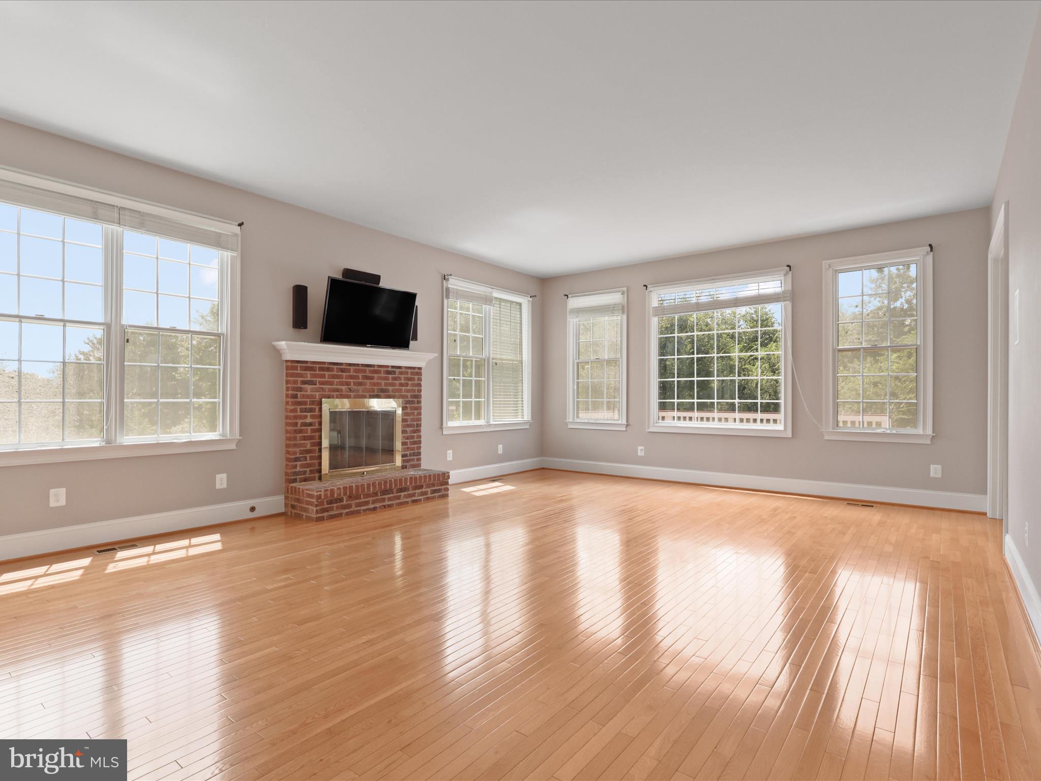 CHASE AT BELMONT COUNTRY - Residential