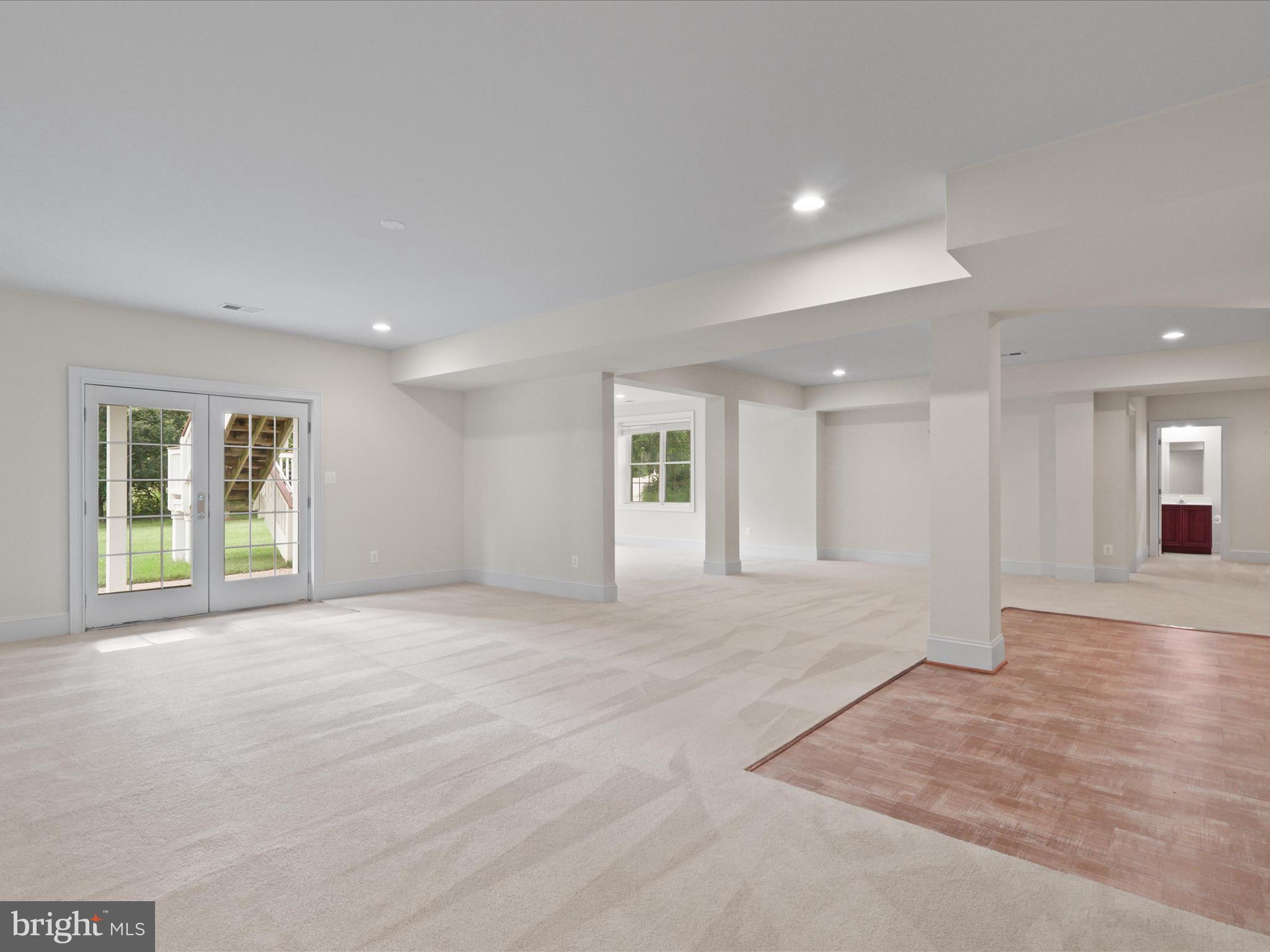 CHASE AT BELMONT COUNTRY - Residential