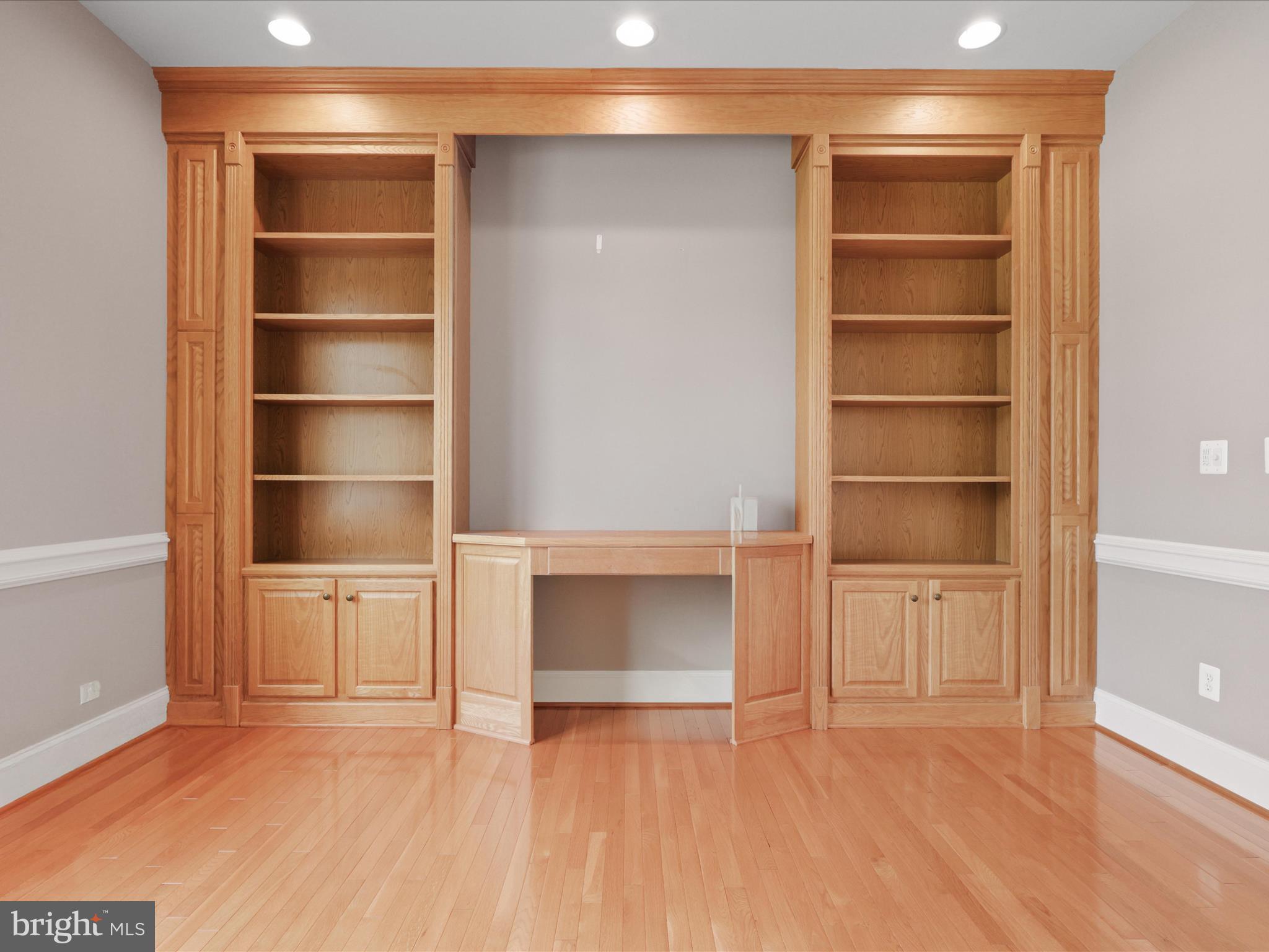 CHASE AT BELMONT COUNTRY - Residential