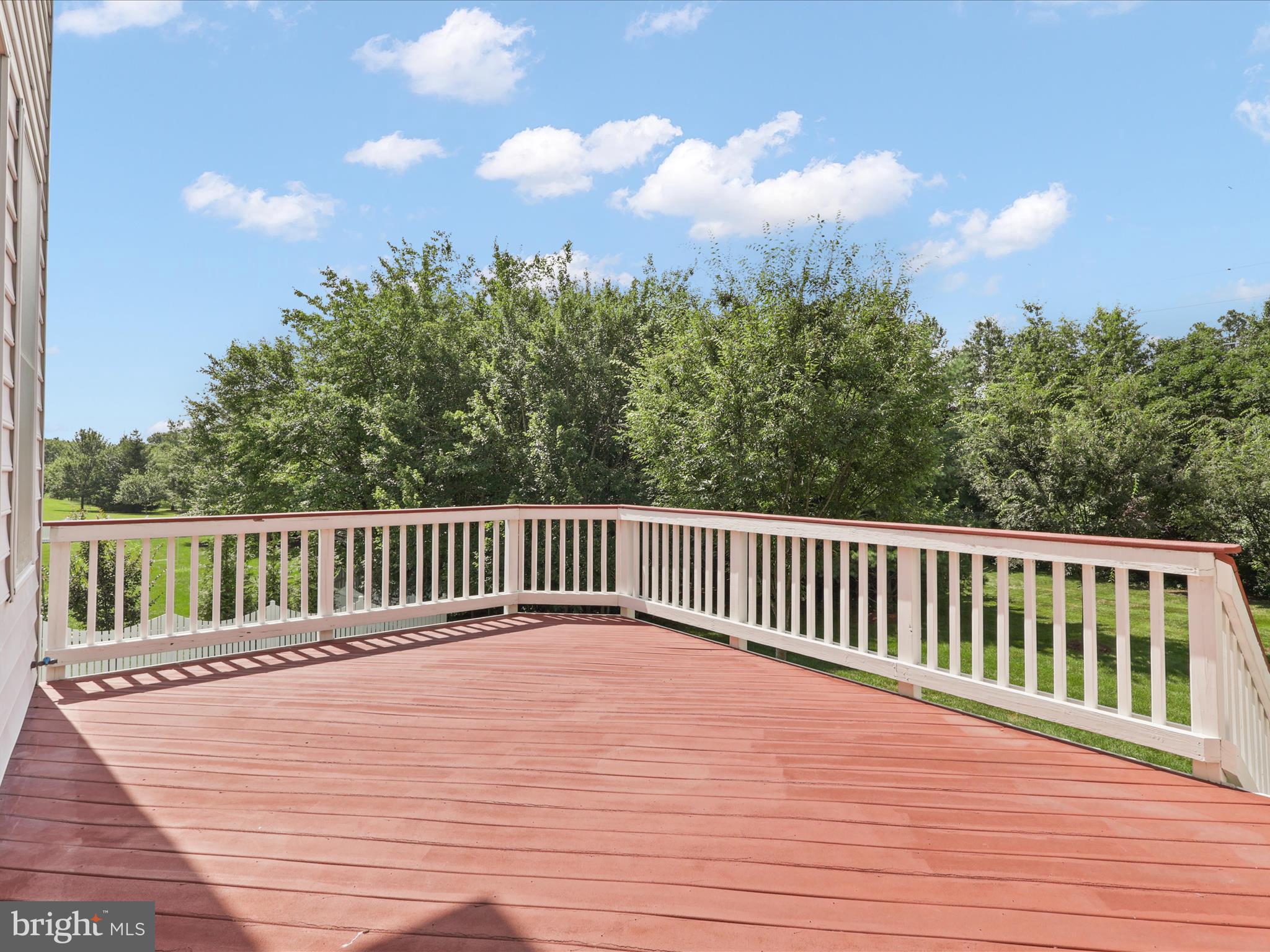 CHASE AT BELMONT COUNTRY - Residential