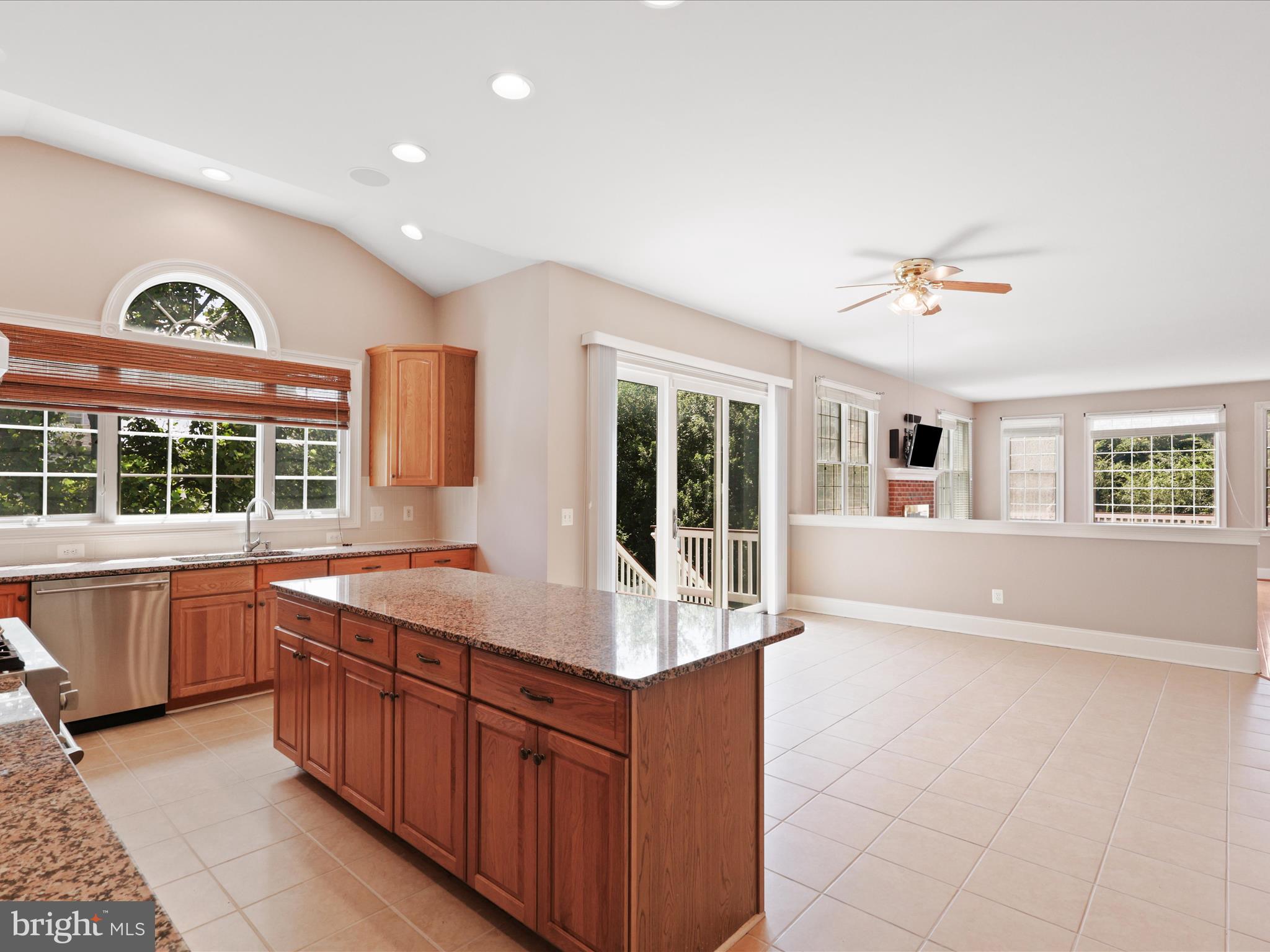 CHASE AT BELMONT COUNTRY - Residential