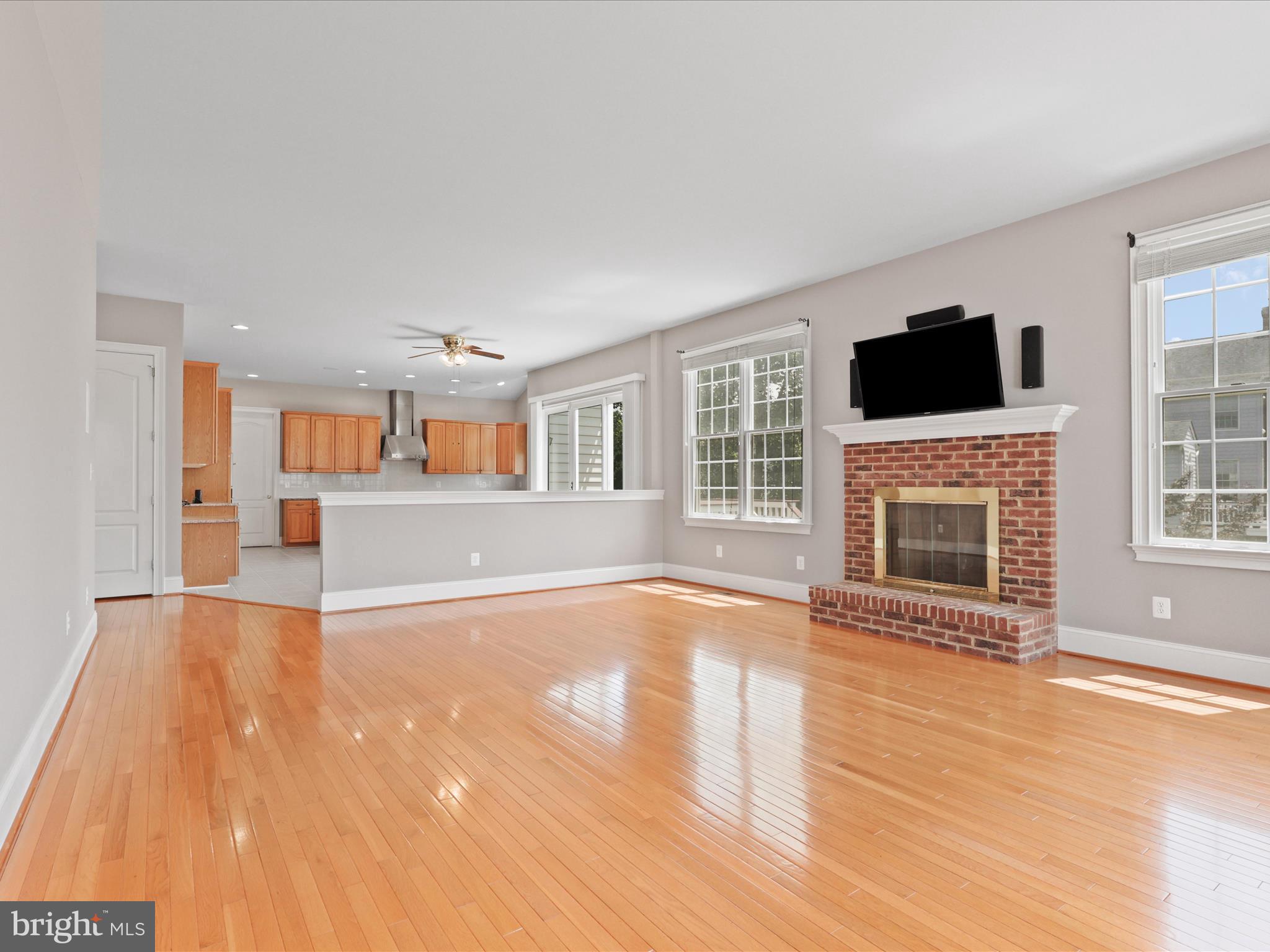 CHASE AT BELMONT COUNTRY - Residential