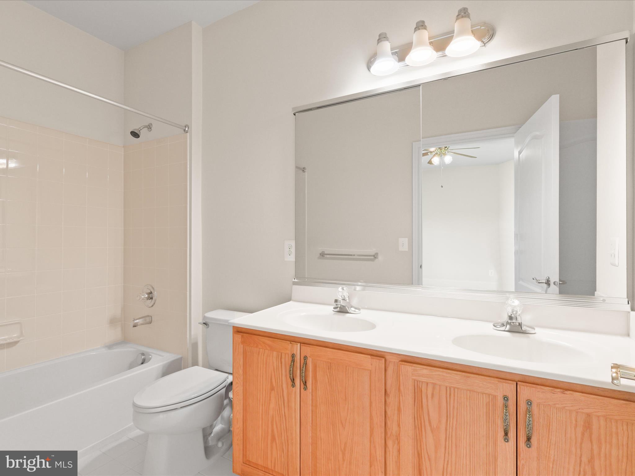 CHASE AT BELMONT COUNTRY - Residential