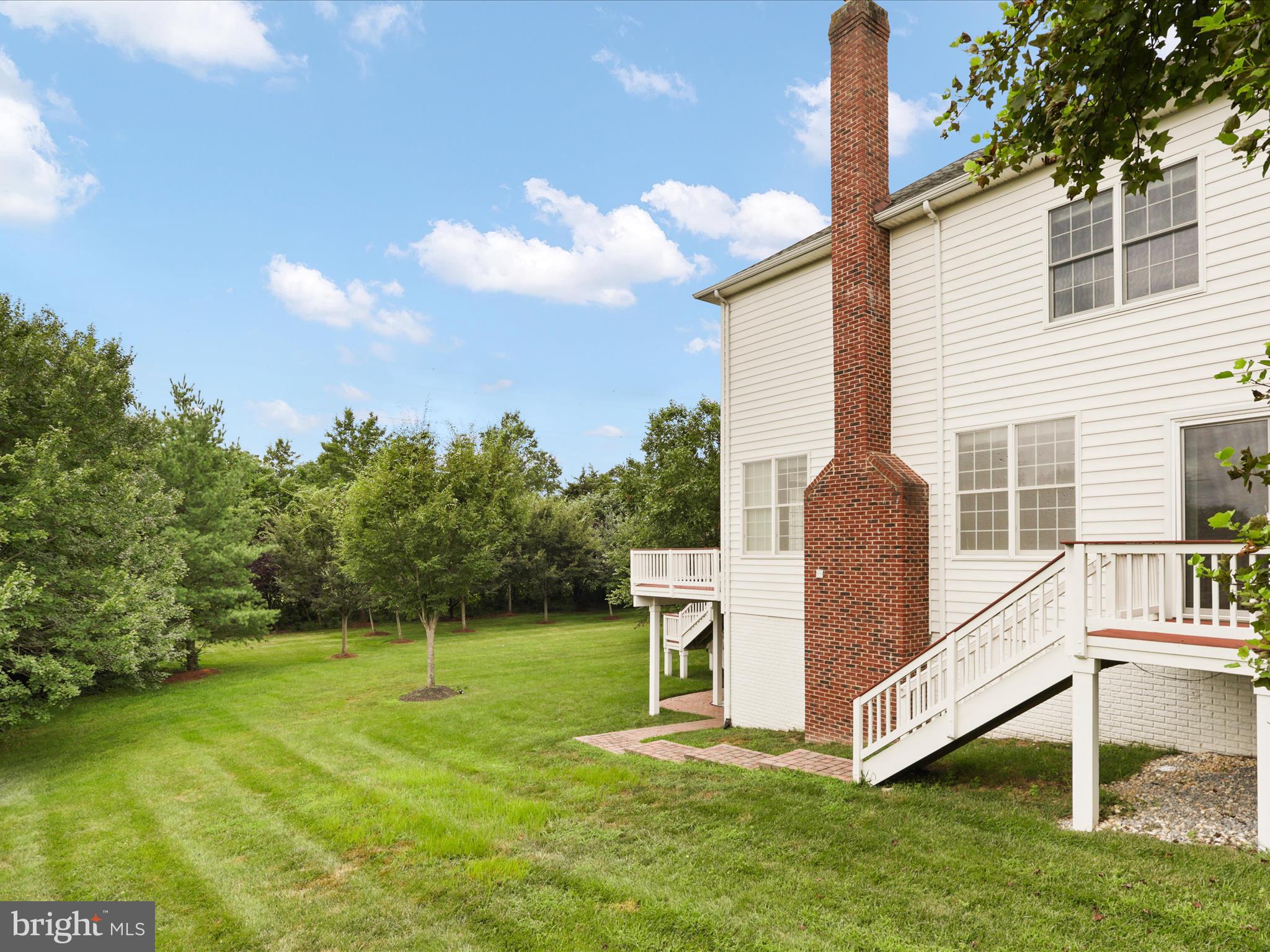 CHASE AT BELMONT COUNTRY - Residential