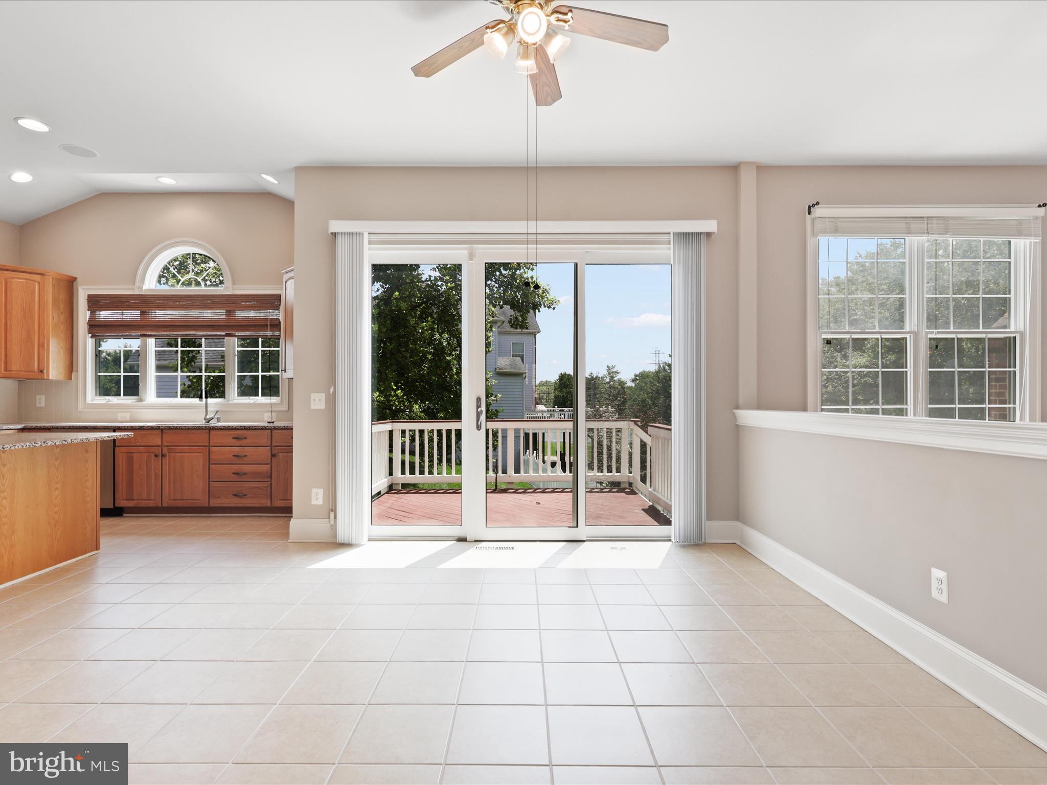 CHASE AT BELMONT COUNTRY - Residential