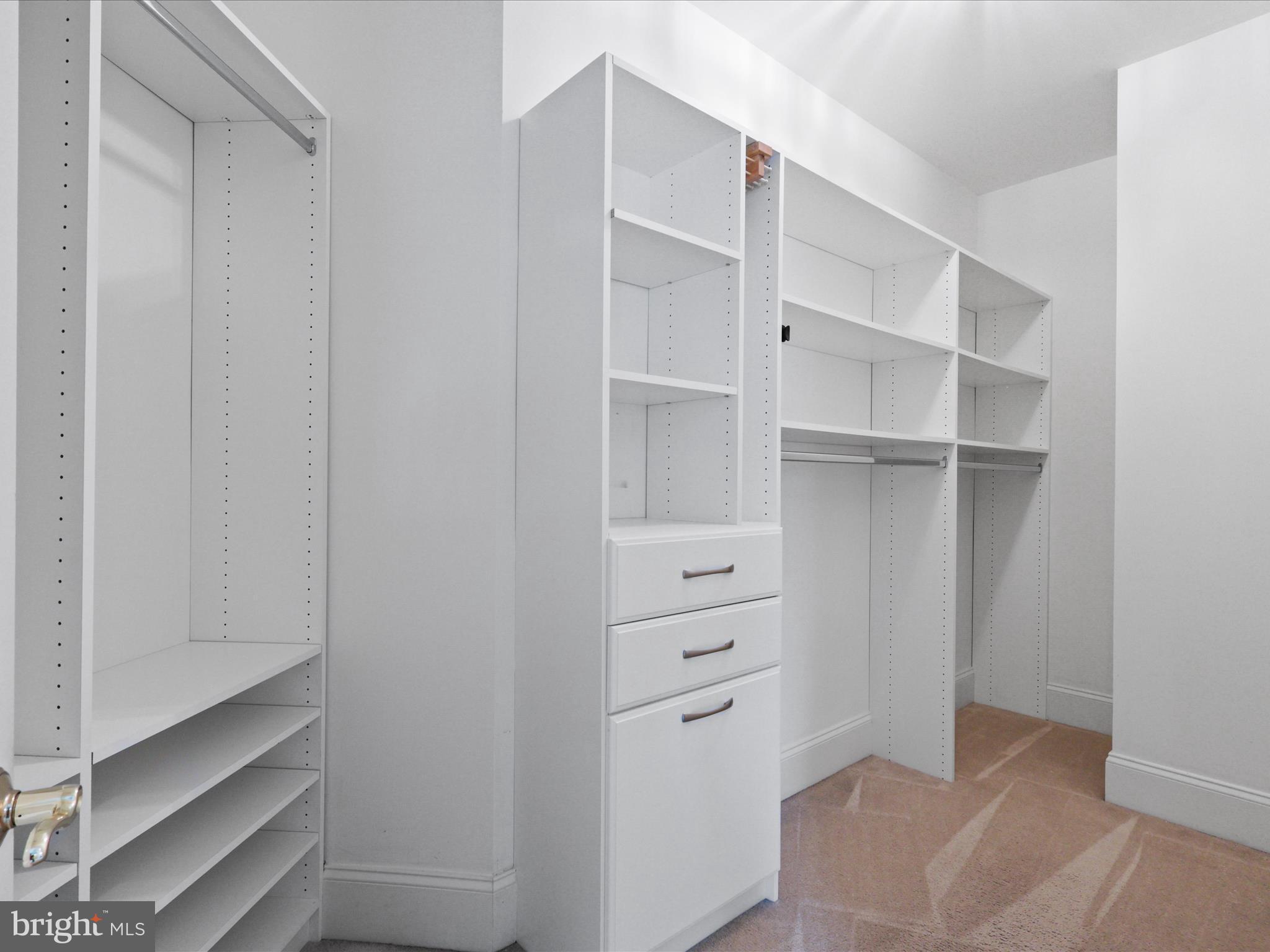 CHASE AT BELMONT COUNTRY - Residential