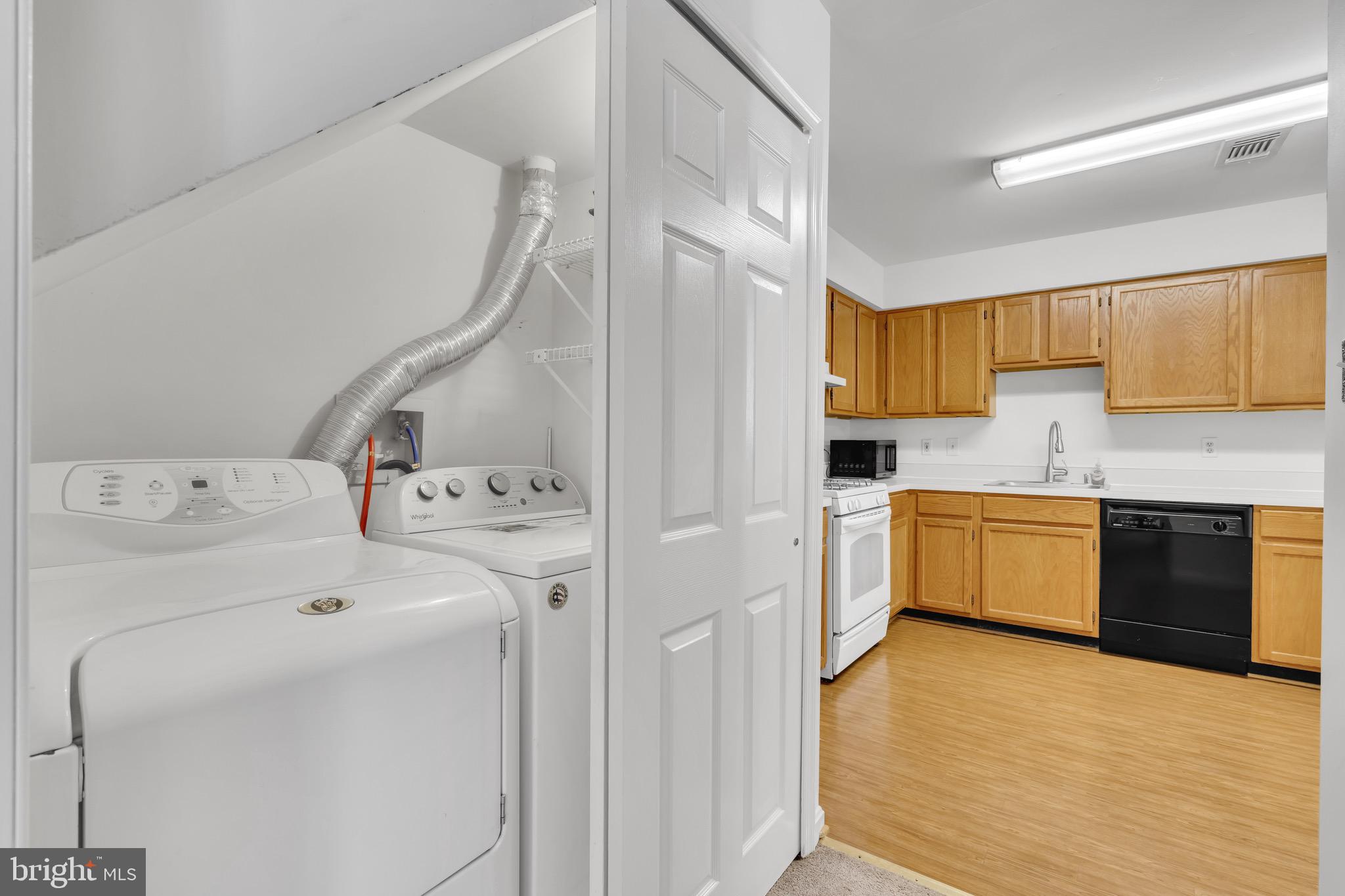 SOMERSET AT WESTRIDGE CO - Residential