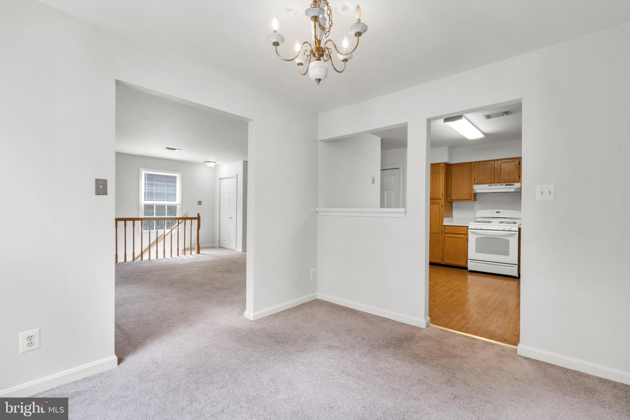 SOMERSET AT WESTRIDGE CO - Residential