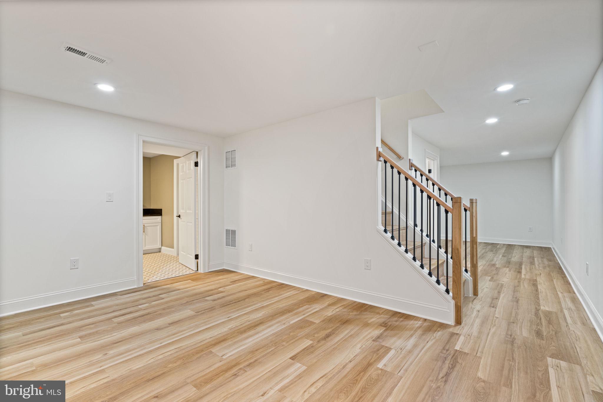 LITTLE ROCKY RUN - Residential