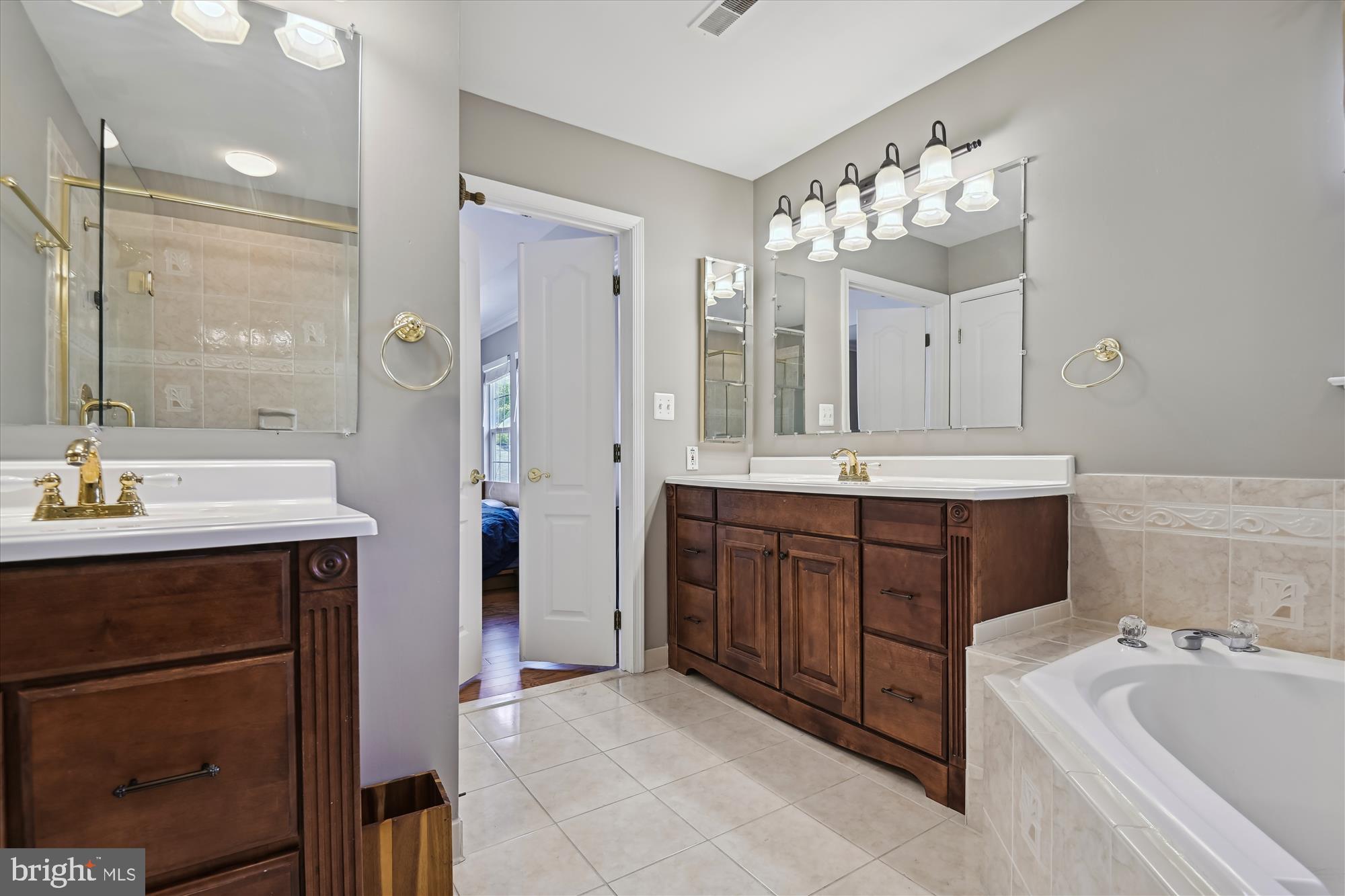 SUMMERFIELD AT RIVER HILL - Residential