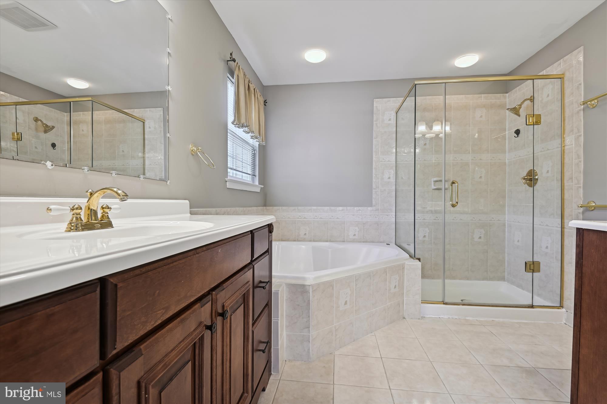 SUMMERFIELD AT RIVER HILL - Residential