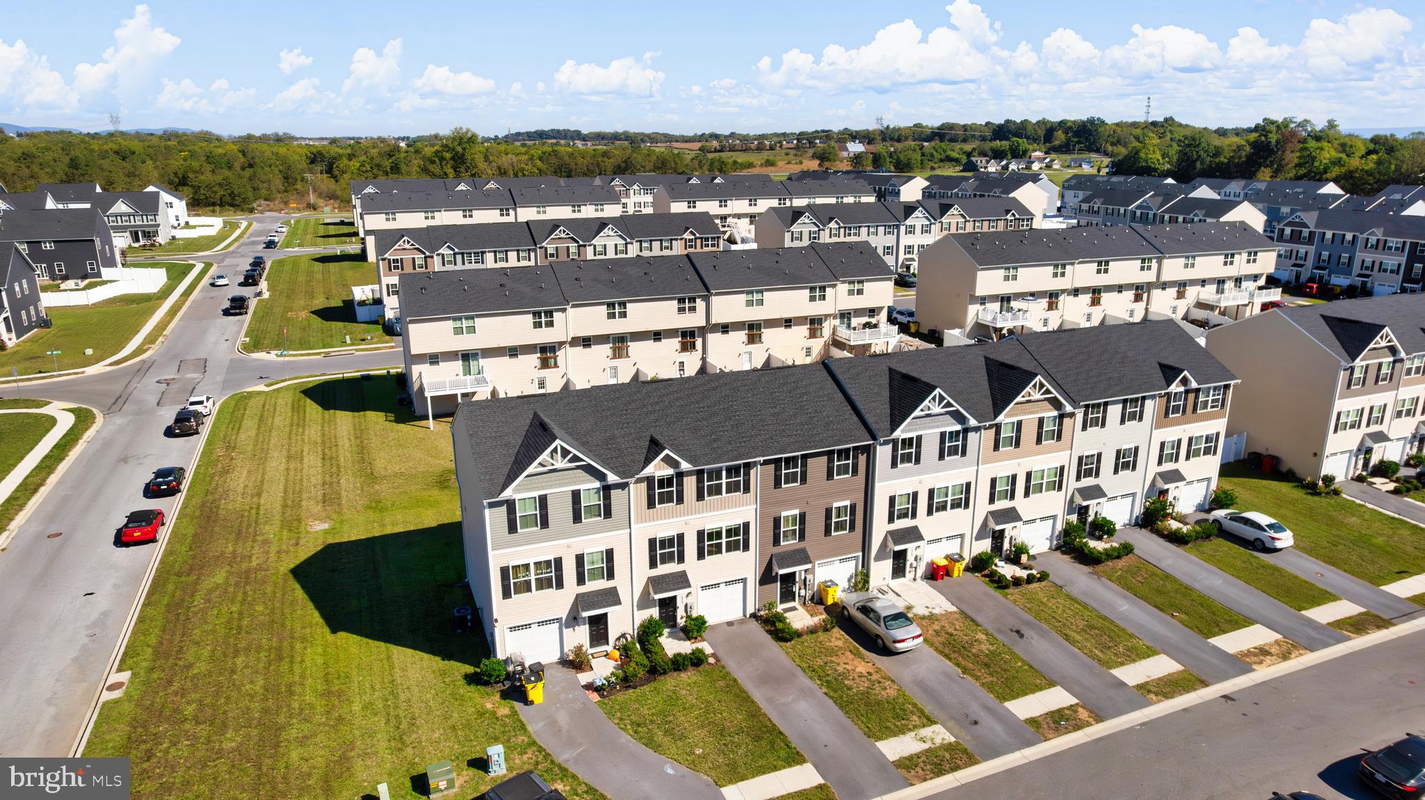 THE LAKES AT MARTINSBURG - Residential